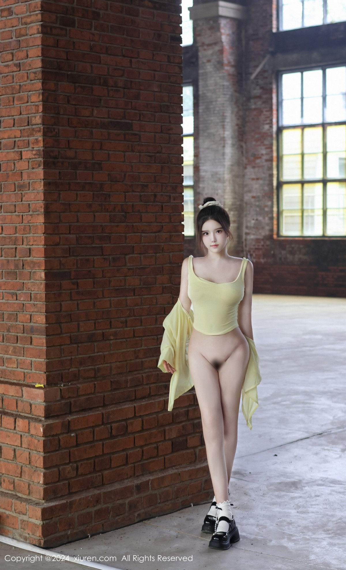 [XiuRen]高清写真图 2024.08.16 No.9024 小薯条nienie 美乳性感