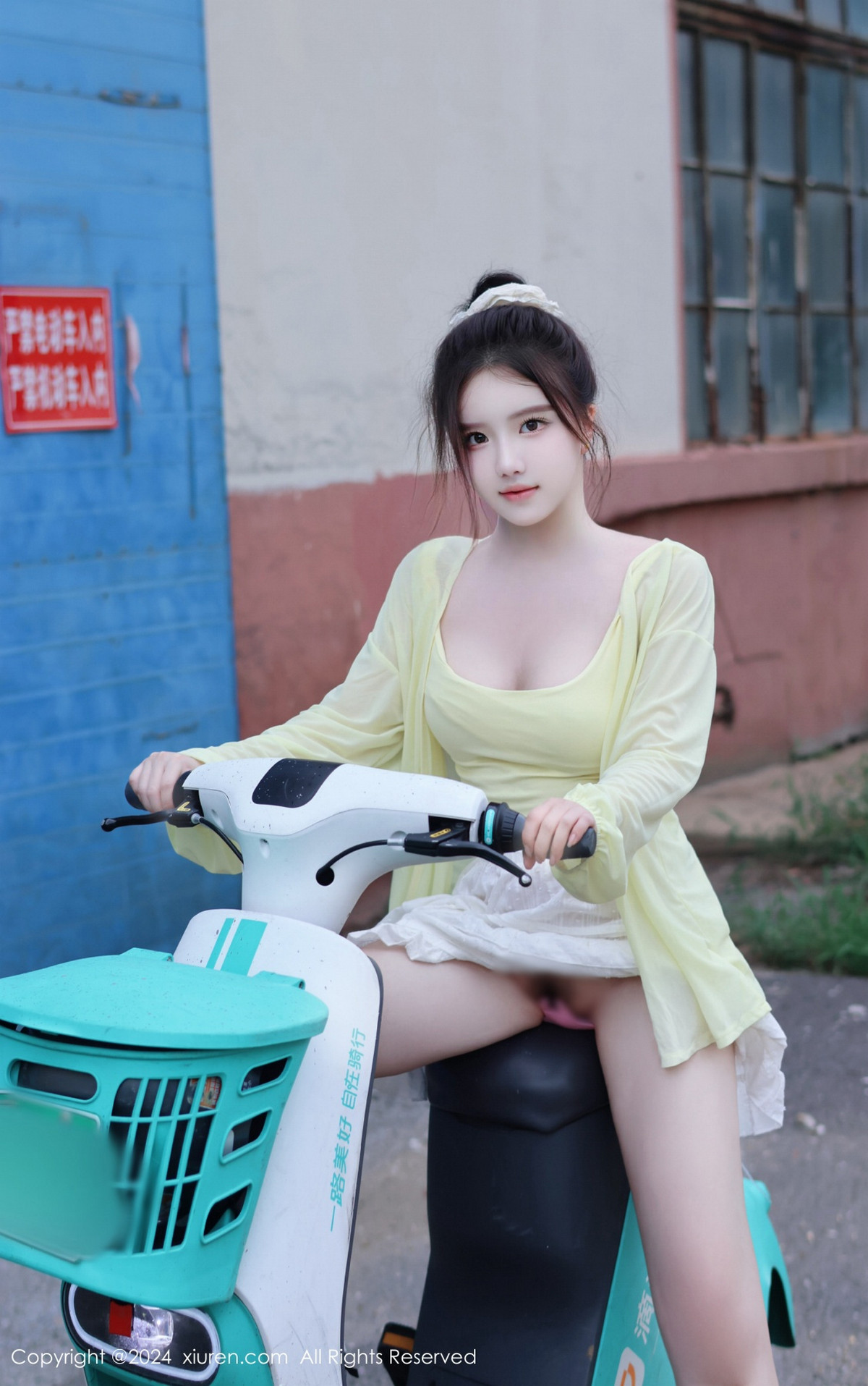 [XiuRen]高清写真图 2024.08.16 No.9024 小薯条nienie 美乳性感