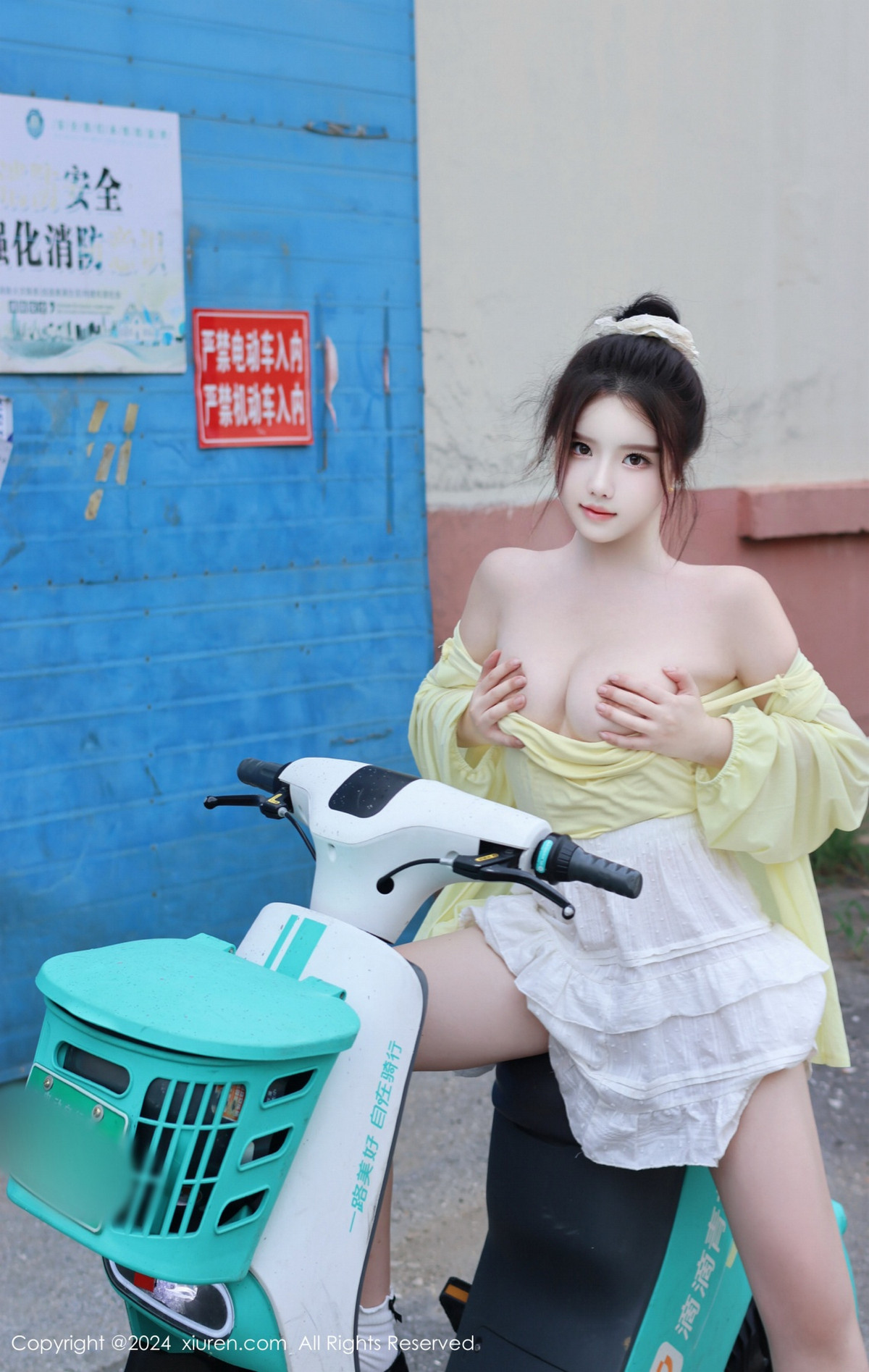 [XiuRen]高清写真图 2024.08.16 No.9024 小薯条nienie 美乳性感