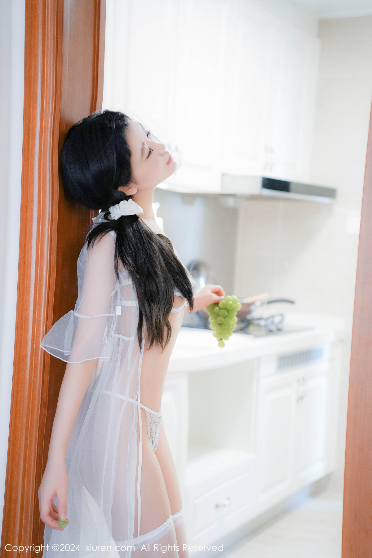 [XiuRen]高清写真图 2024.08.19 No.9031 于诺诺ise 新人美腿