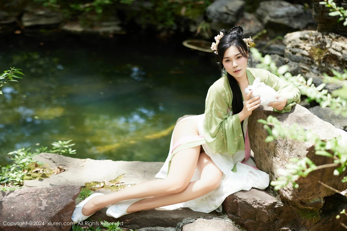 [XiuRen]高清写真图 2024.09.14 No.9162 麦田 性感美臀