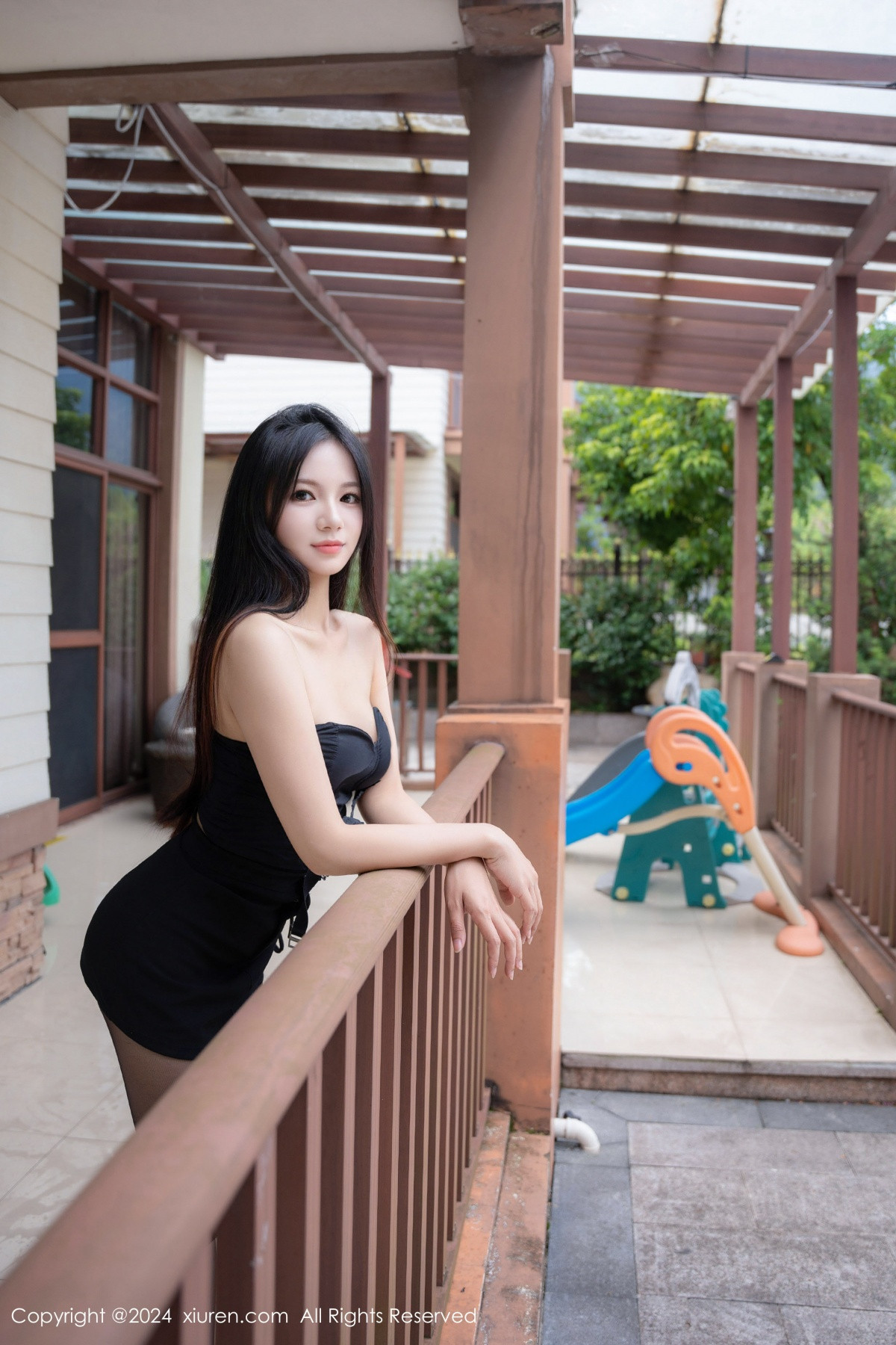 [XiuRen]高清写真图 2024.09.23 No.9191 奶茹 黑丝美腿