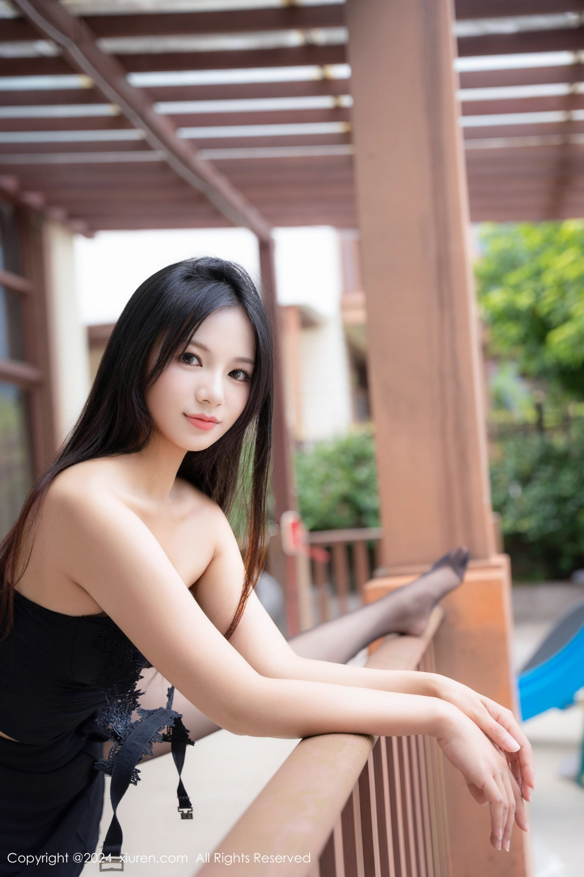 [XiuRen]高清写真图 2024.09.23 No.9191 奶茹 黑丝美腿