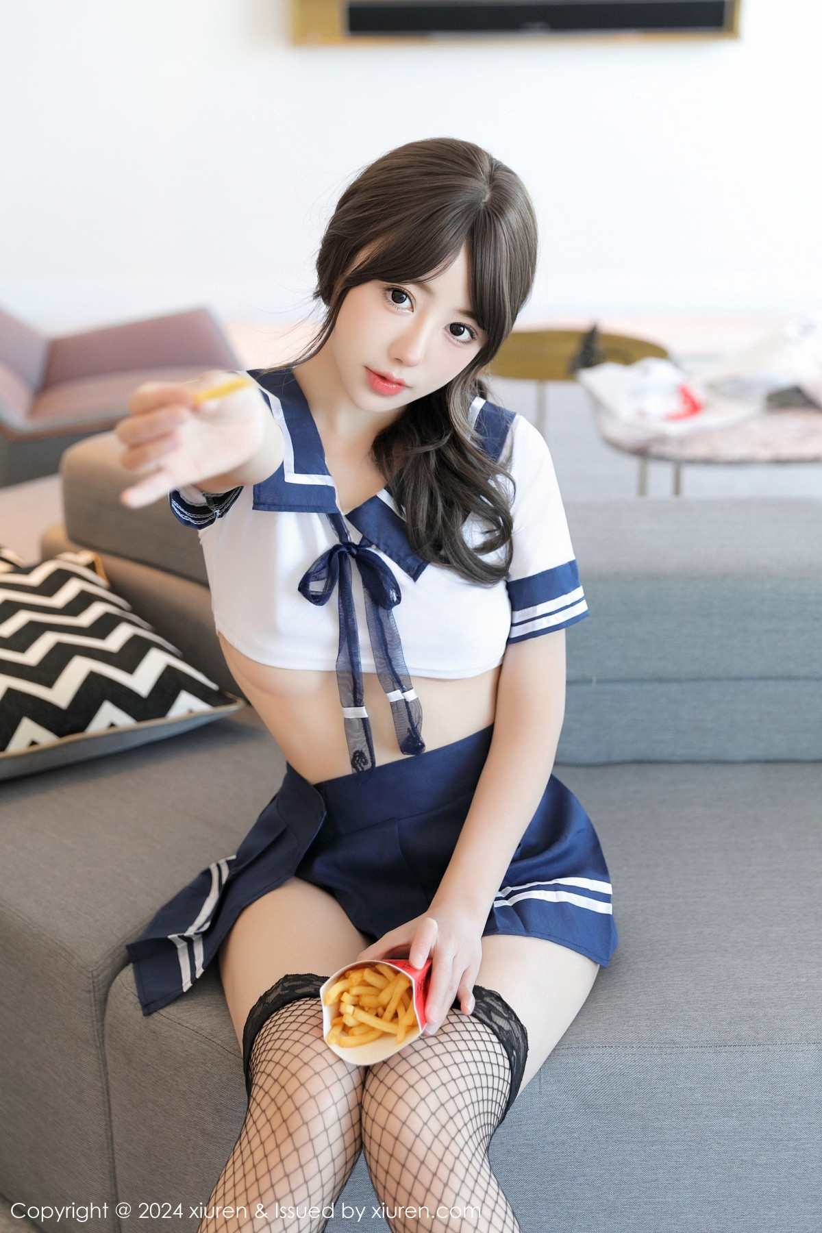 [XiuRen]高清写真图 2024.09.30 No.9238 桃妖夭 丝袜美腿