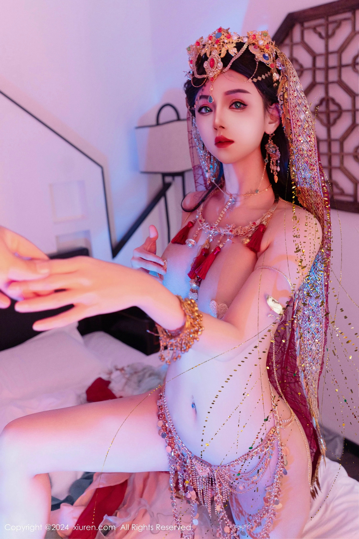[XiuRen]高清写真图 2024.12.12 No.9585 不吃冰淇淋 美乳性感