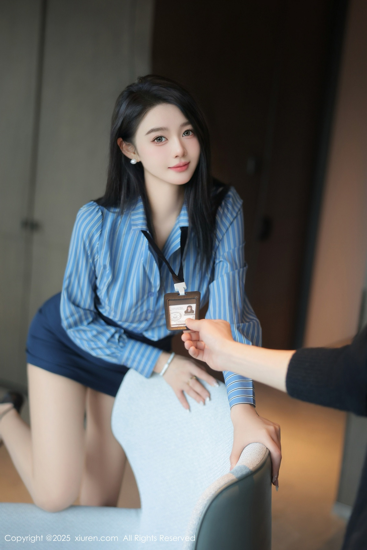 [XiuRen]高清写真图 2025.02.21 No.9921 Candy糖糖 丝袜美腿