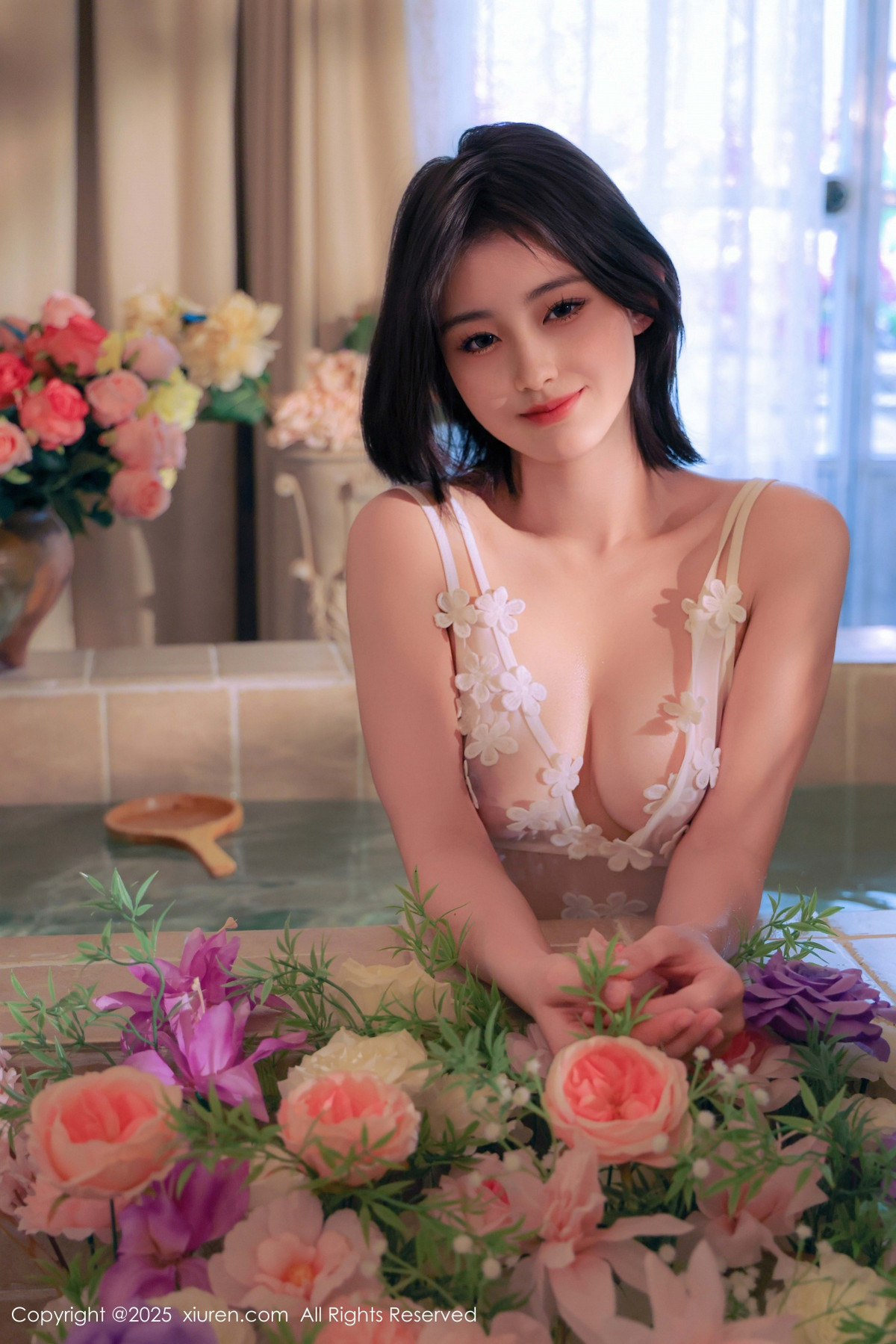 [XiuRen]高清写真图 2025.02.21 No.9920 小橘子orange 薄透连衣裙