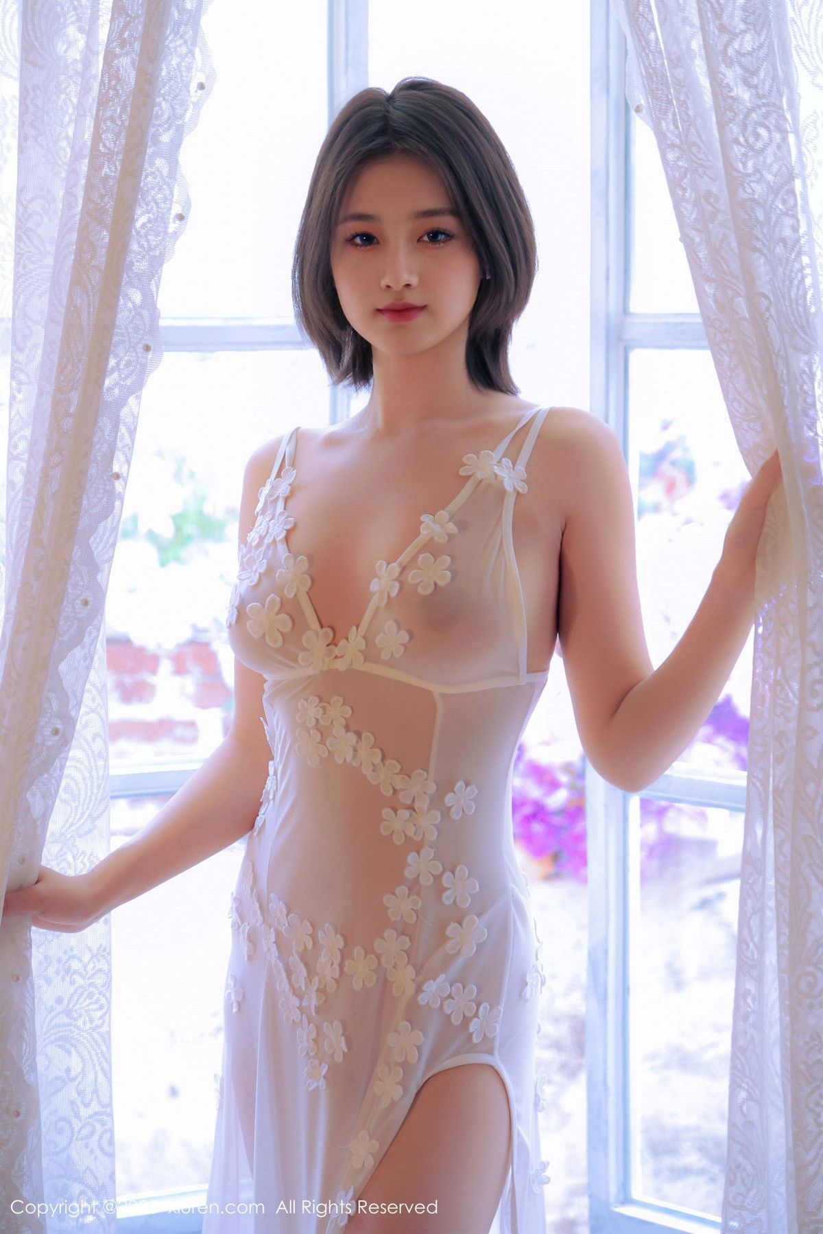 [XiuRen]高清写真图 2025.02.21 No.9920 小橘子orange 薄透连衣裙