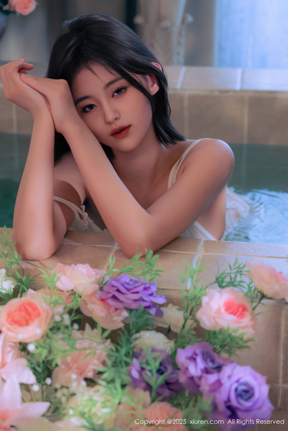 [XiuRen]高清写真图 2025.02.21 No.9920 小橘子orange 薄透连衣裙