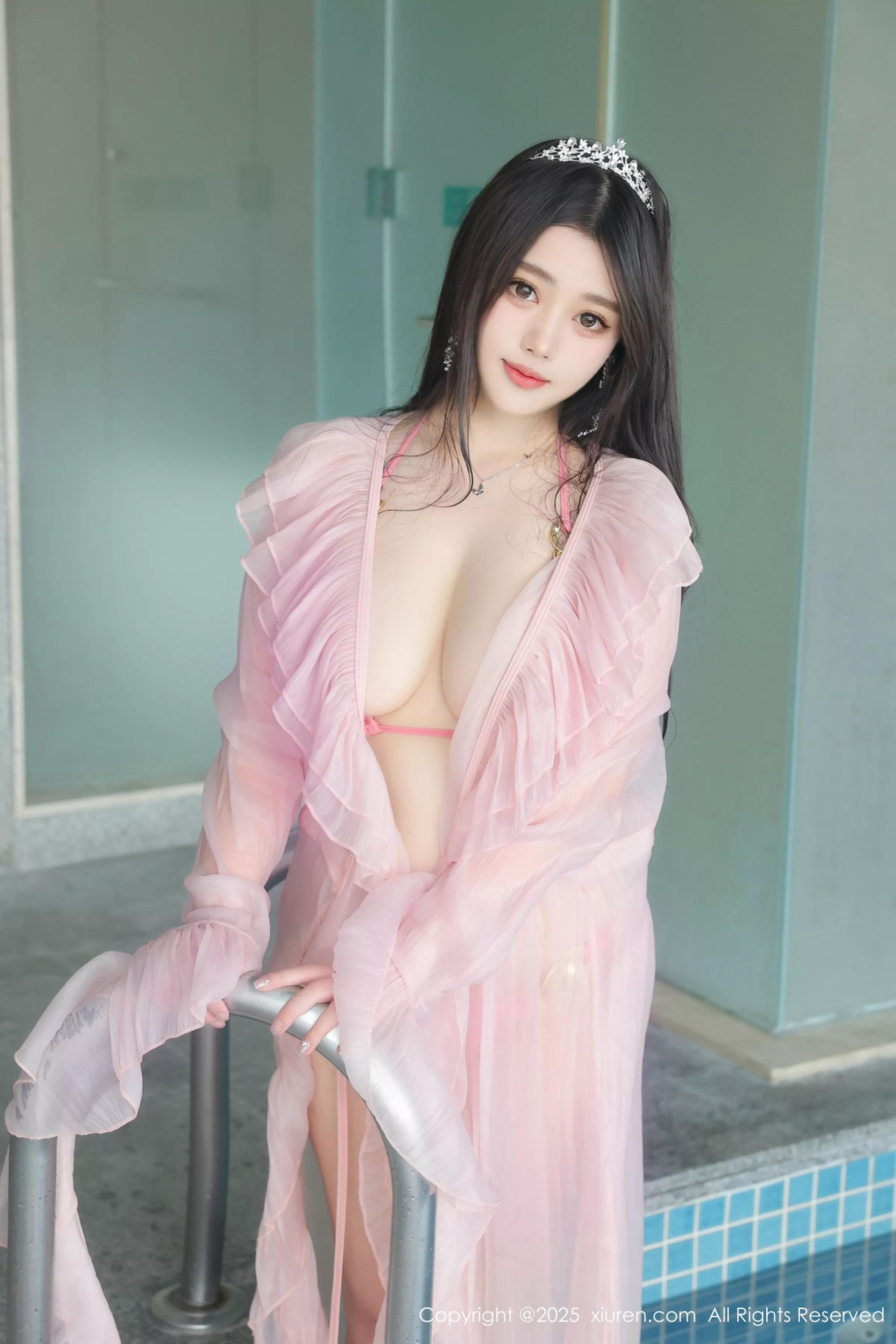 [XiuRen]高清写真图 2025.04.16 No.10160 蛋蛋宝 粉色比基尼