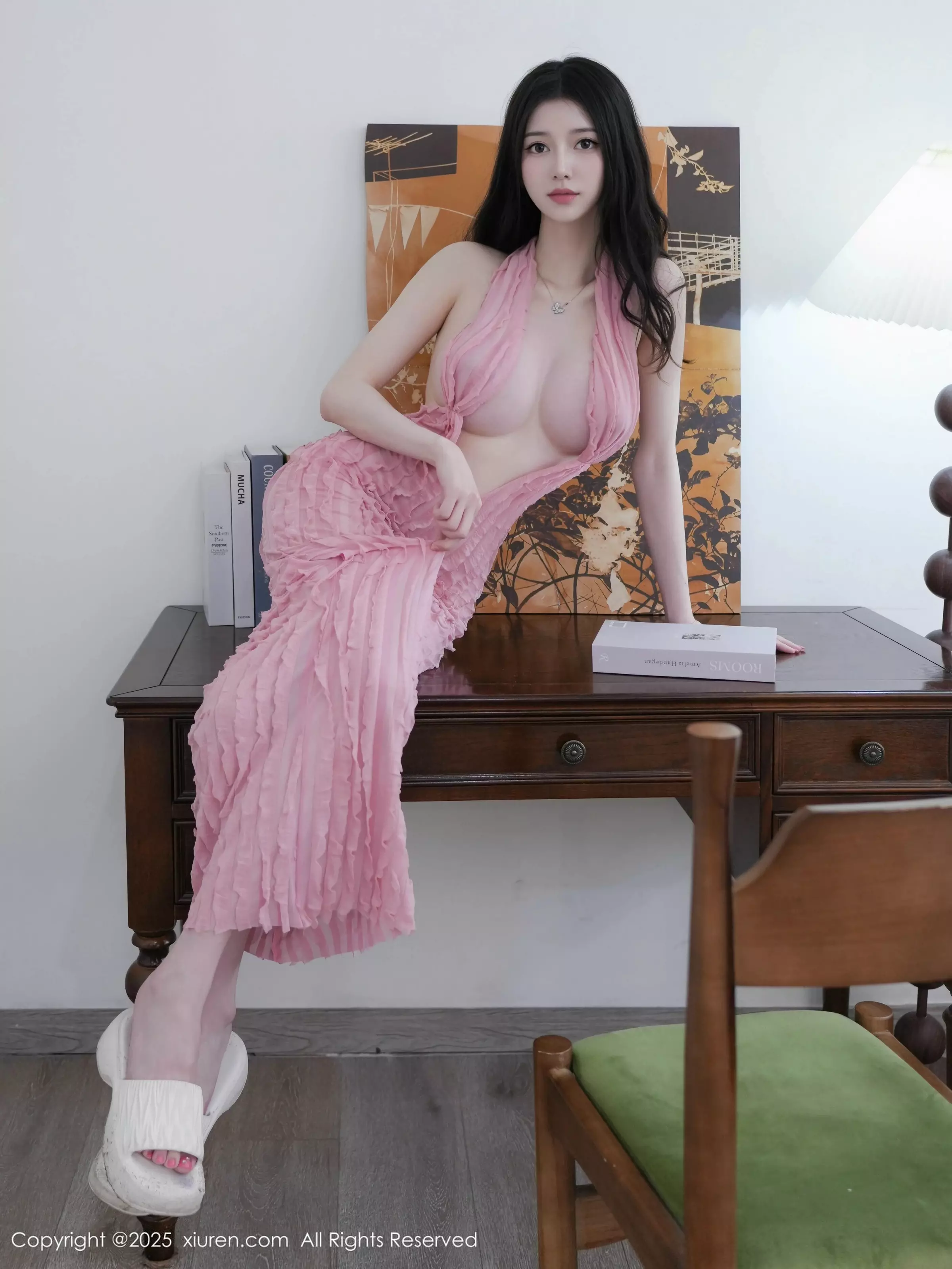 [XiuRen]高清写真图 2025.05.22 No.10309 白小蝶 粉色连衣裙