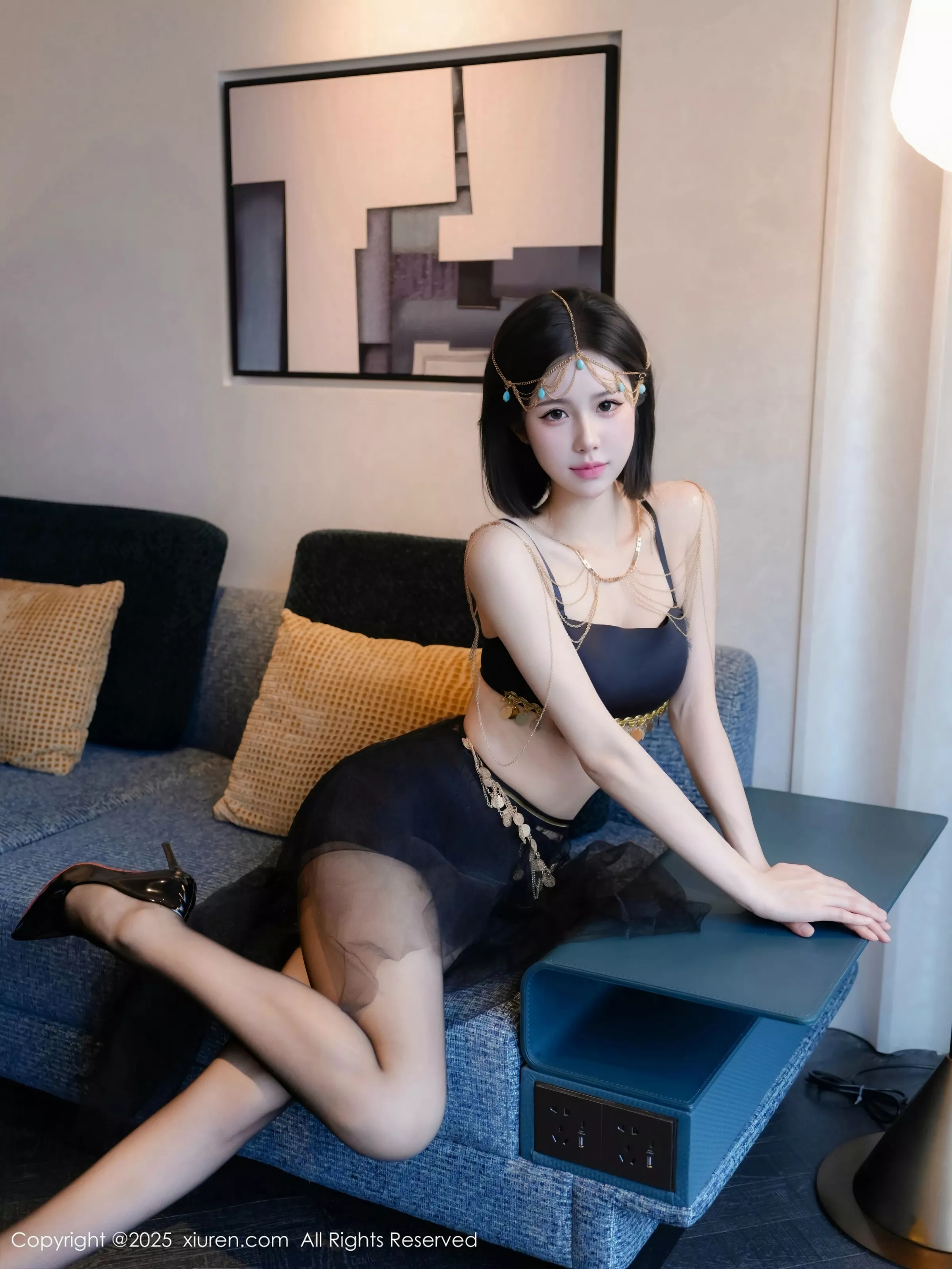[XiuRen]高清写真图 2025.06.18 No.10427 奶芙酱-EVA 黑色内衣