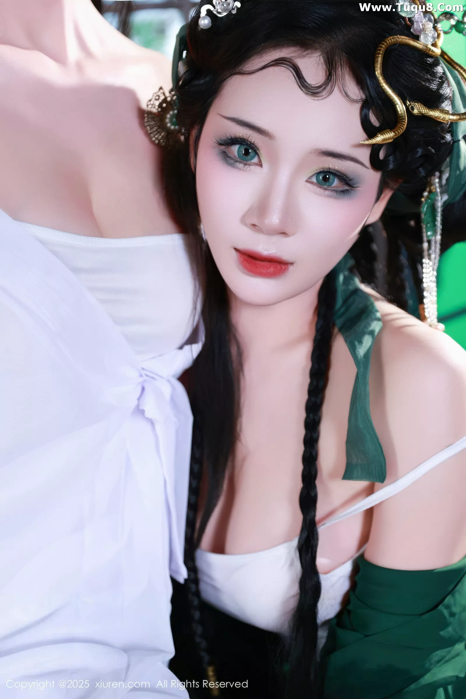 [XiuRen]高清写真图 2025.07.18 No.10561 南乔 青蛇