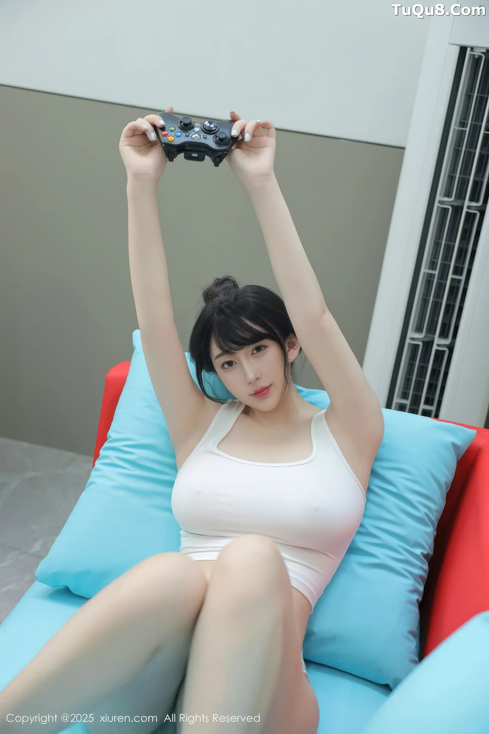 [XiuRen]高清写真图 2025.08.21 No.10676 李沁恩lrene 居家服