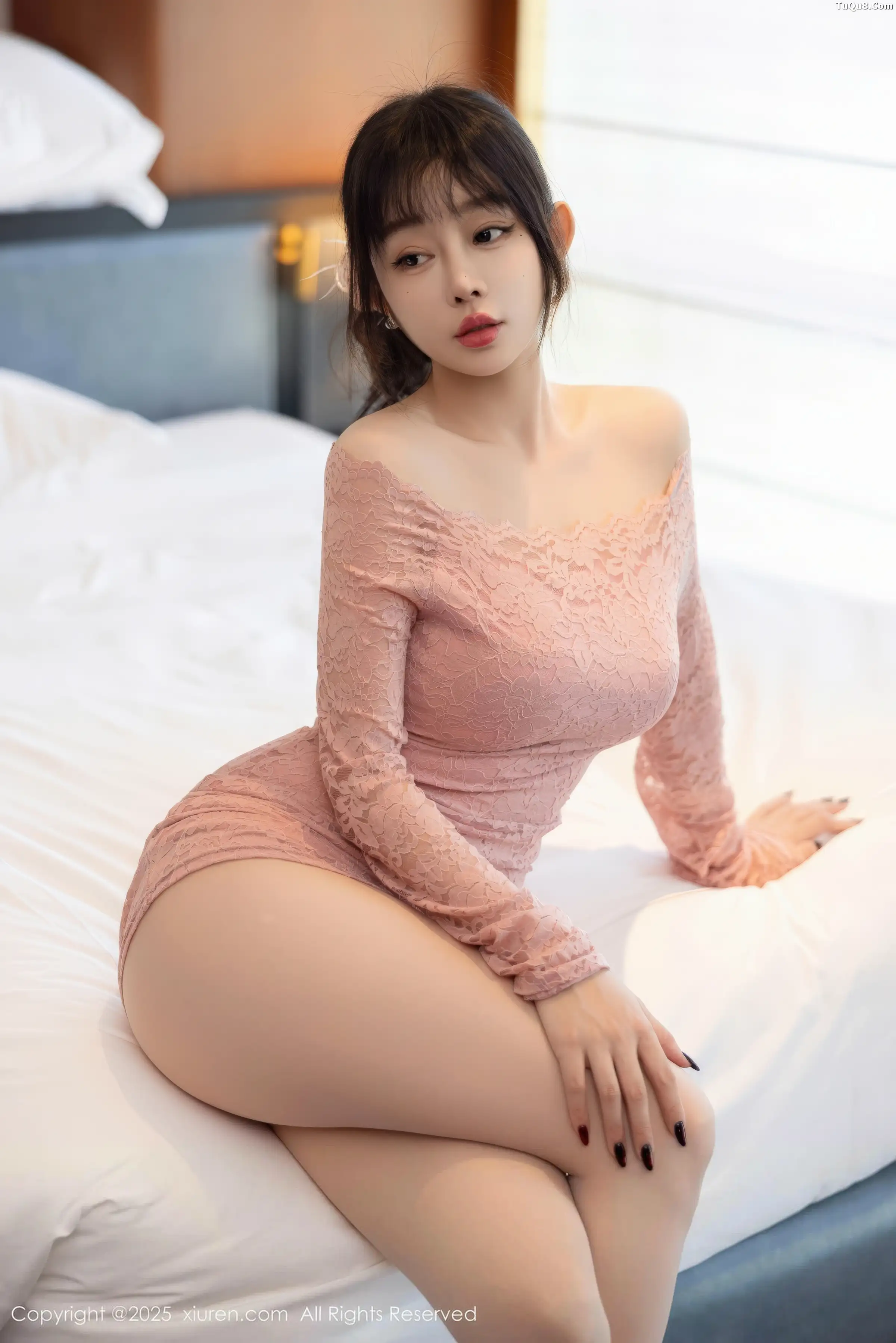 [XiuRen]高清写真图 2025.11.28 No.11043 王羽纯✨ 原色丝袜