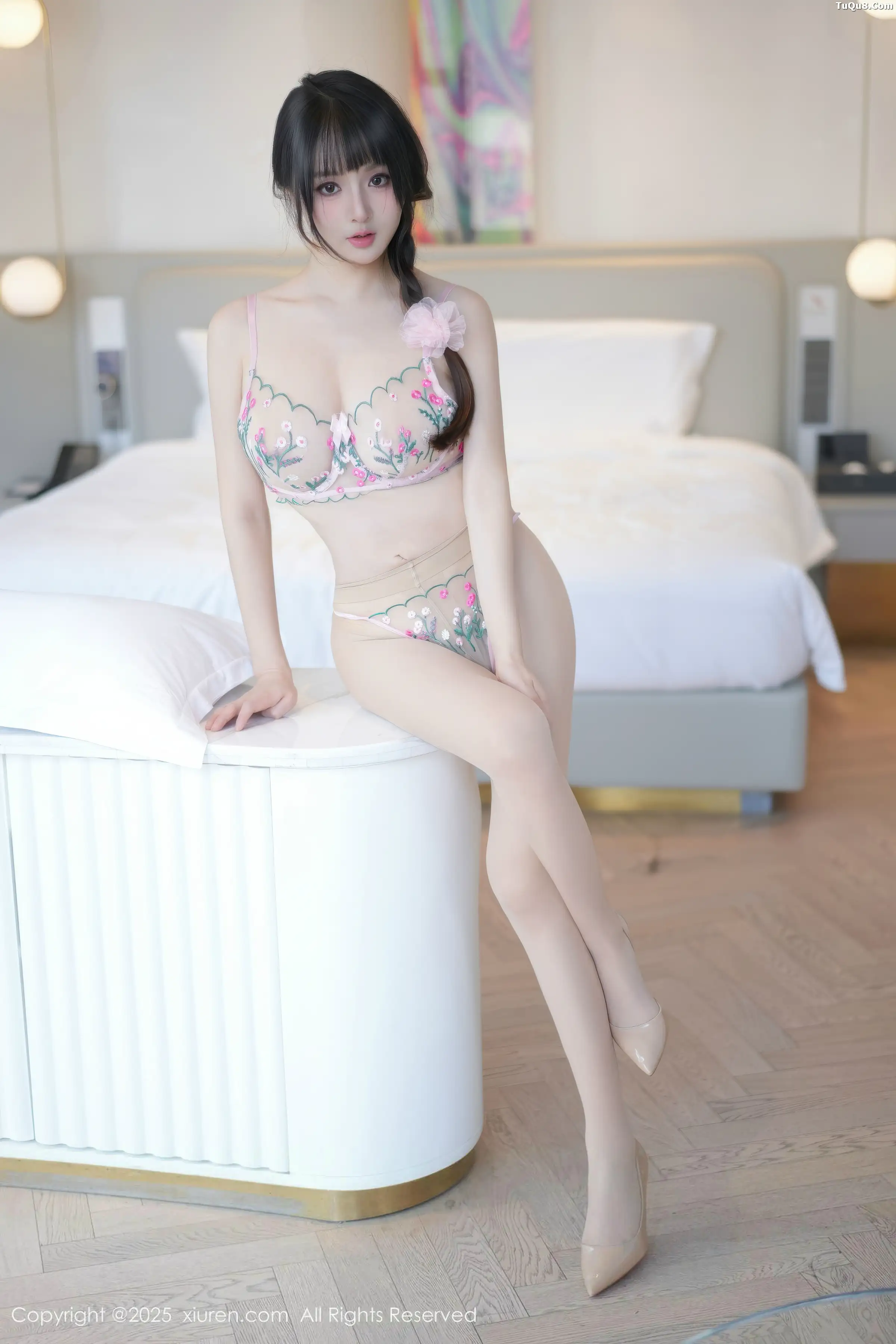 [XiuRen]高清写真图 2025.12.30 No.11177 沈南汐RuRu 凹凸身材