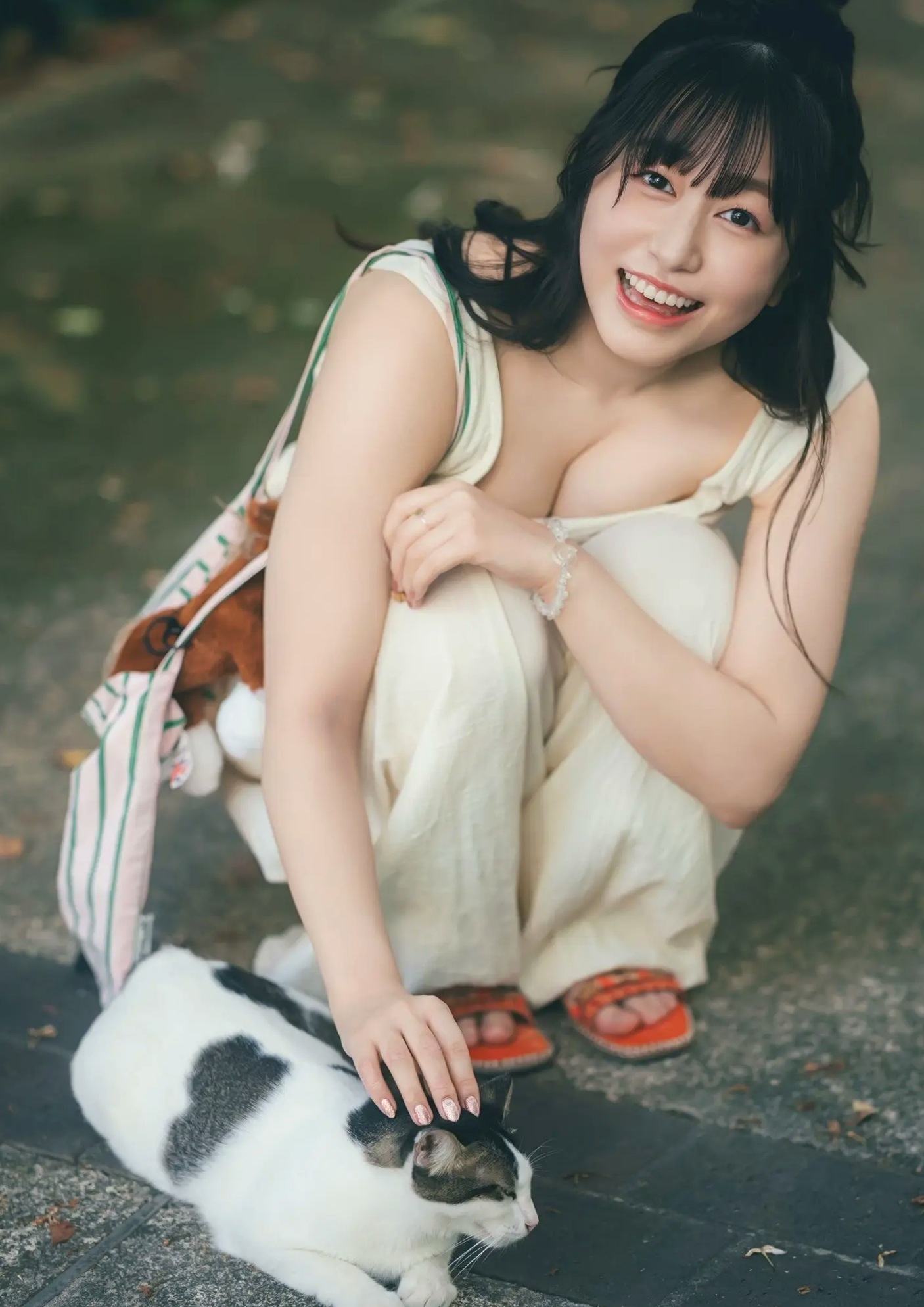 Gallery - 《林鼓子 - coco [141P]》日本女神清纯比基尼海边沙滩写真日本清纯比基尼沙滩治愈系 女神私房照_秀色女神 - image 9