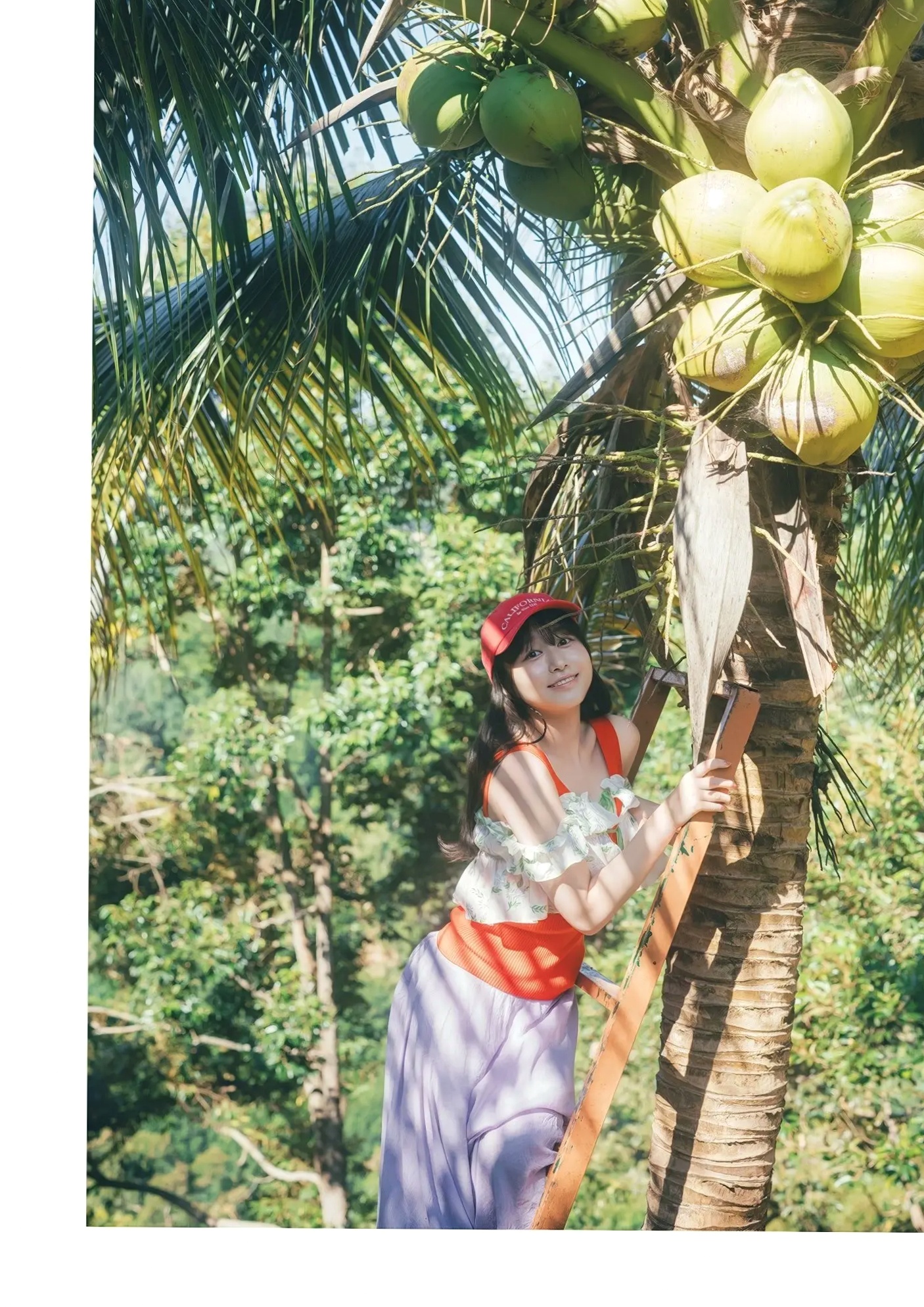 Gallery - 《林鼓子 - coco [141P]》日本女神清纯比基尼海边沙滩写真日本清纯比基尼沙滩治愈系 女神私房照_秀色女神 - image 13