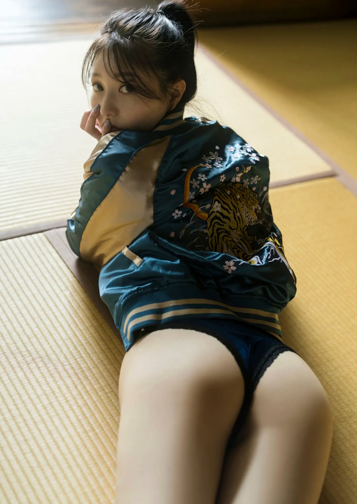 Gallery - 桥本萌花 SideA冷艳性感内衣私房写真：波涛胸涌极品尤物 [49P]日本性感内衣冷艳波涛胸涌 女神私房照_秀色女神 - image 6
