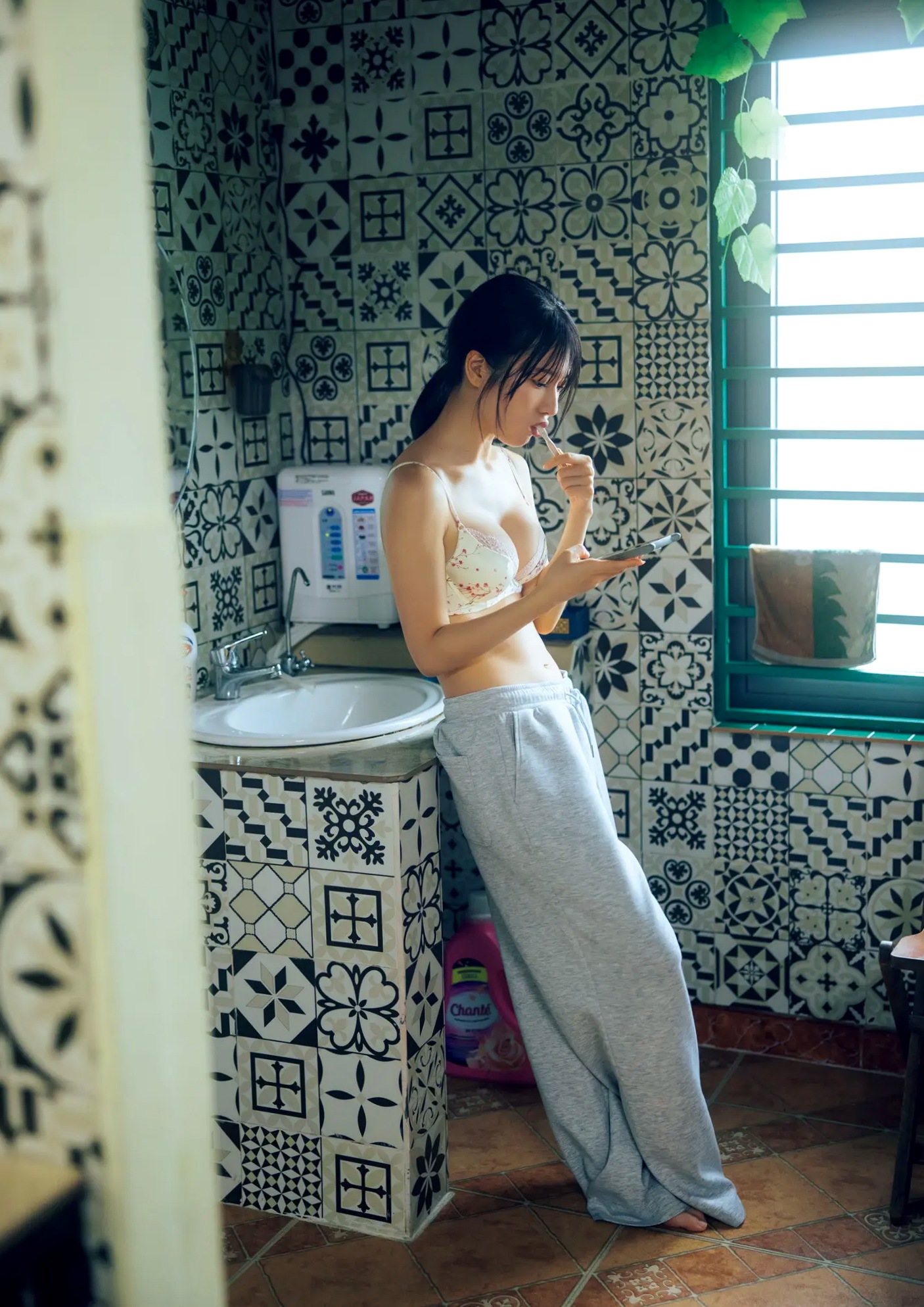 Gallery - 奥ゆい - ゆいゆい 日系性感内衣与街拍写真 [129P]日本性感内衣私房照街拍 女神私房照_秀色女神 - image 20