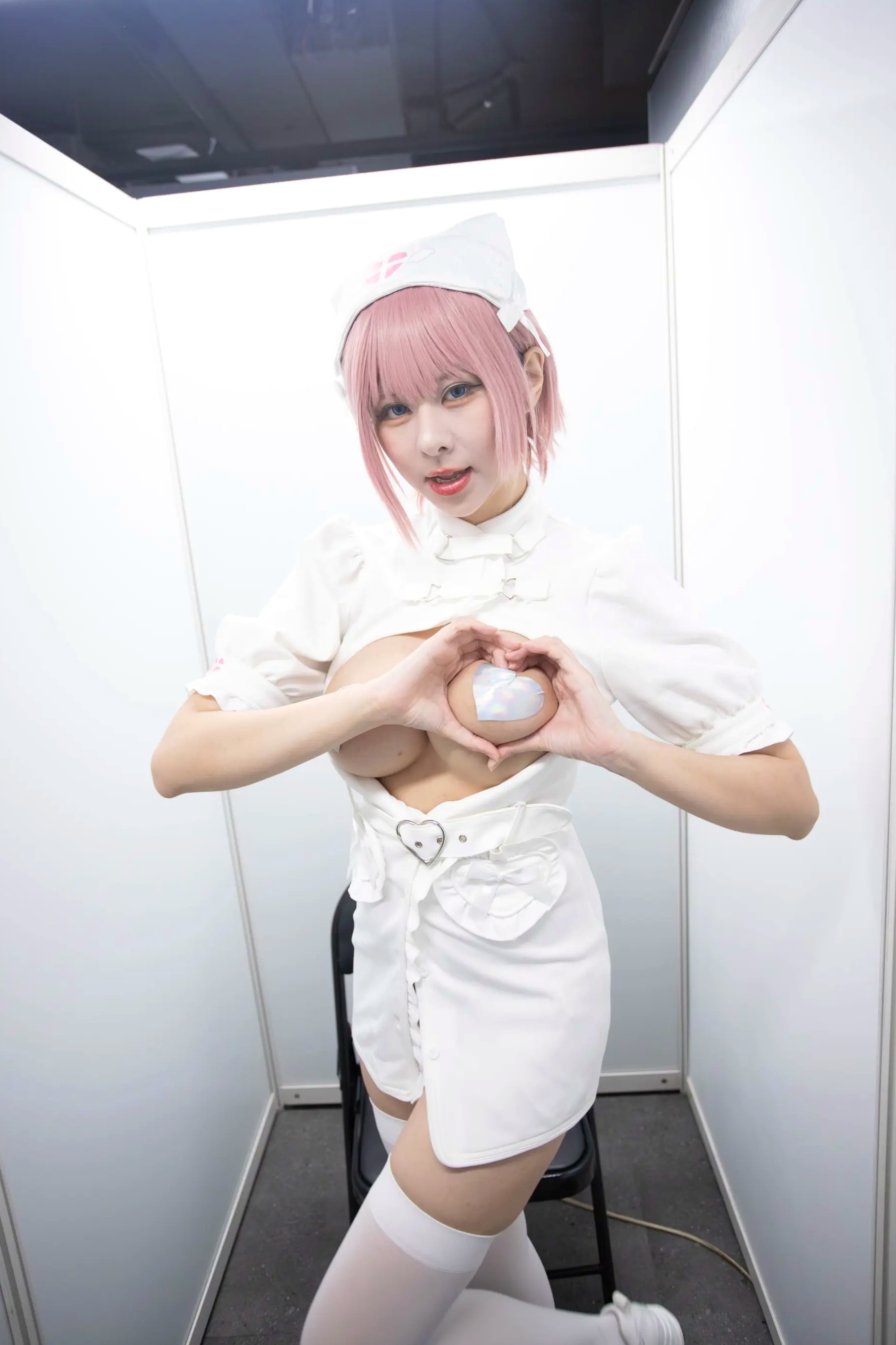 Gallery - 小空sora - 护士一花 Nurse Ichika [18P] 性感镂空制服COS写真护士角色扮演性感大尺度波涛胸涌 女神私房照_秀色女神 - image 3