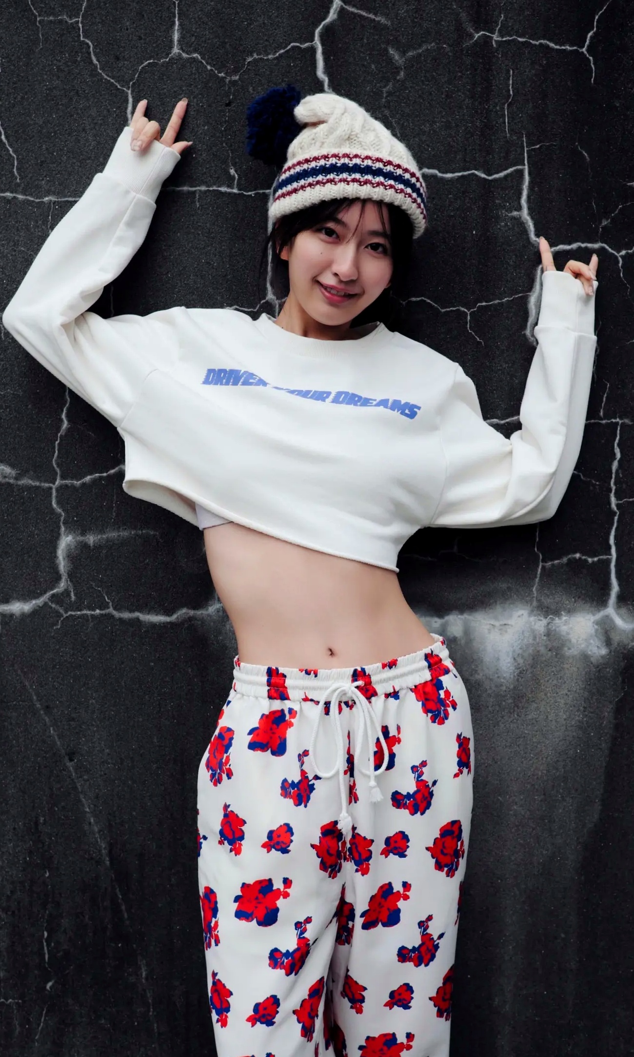 Gallery - 斉藤里奈 - 清纯家居与条纹比基尼性感写真 Attractive [61P]日本比基尼家居清纯性感 女神私房照_秀色女神 - image 13