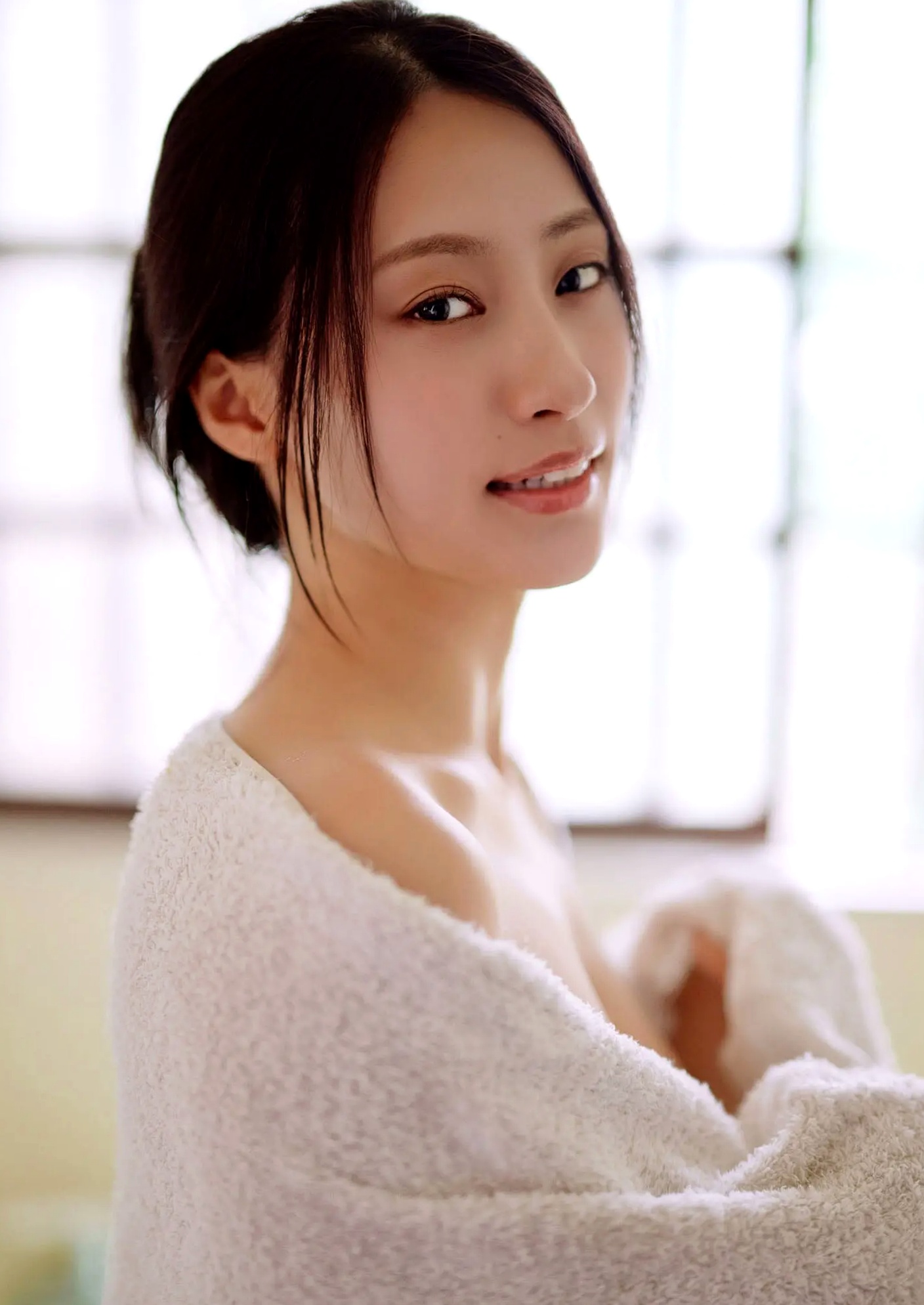 澄田綾乃 - アイスキャンディーが溶けるまで [91P] 日式家居性感内衣与和服私房写真