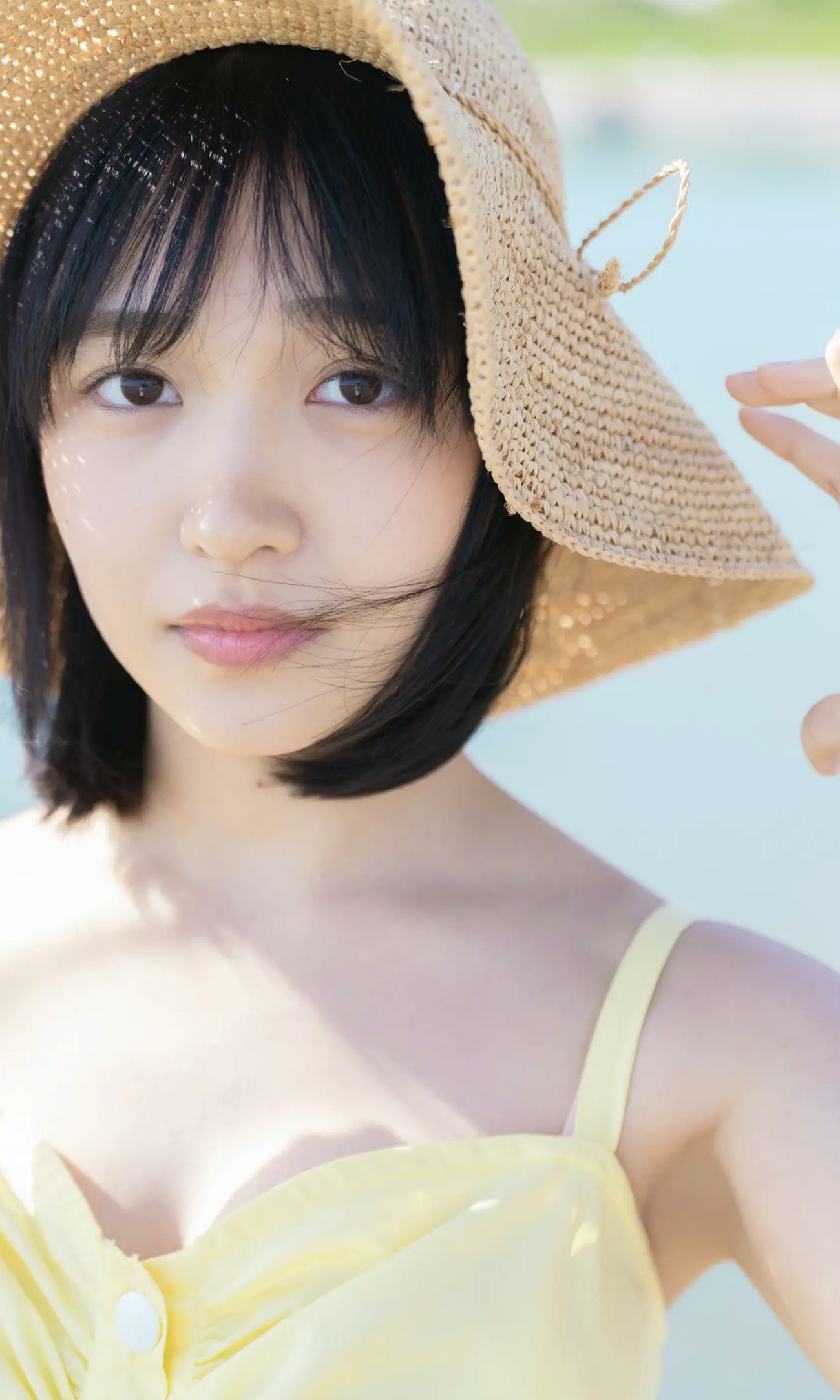 紀内乃秋 - 所属0日デビュー 阳光海边清纯比基尼与治愈连衣裙写真 [69P]