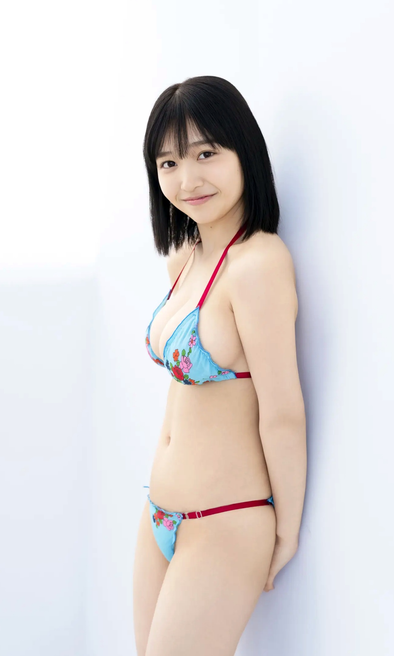 紀内乃秋 - 所属0日デビュー 阳光海边清纯比基尼与治愈连衣裙写真 [69P]
