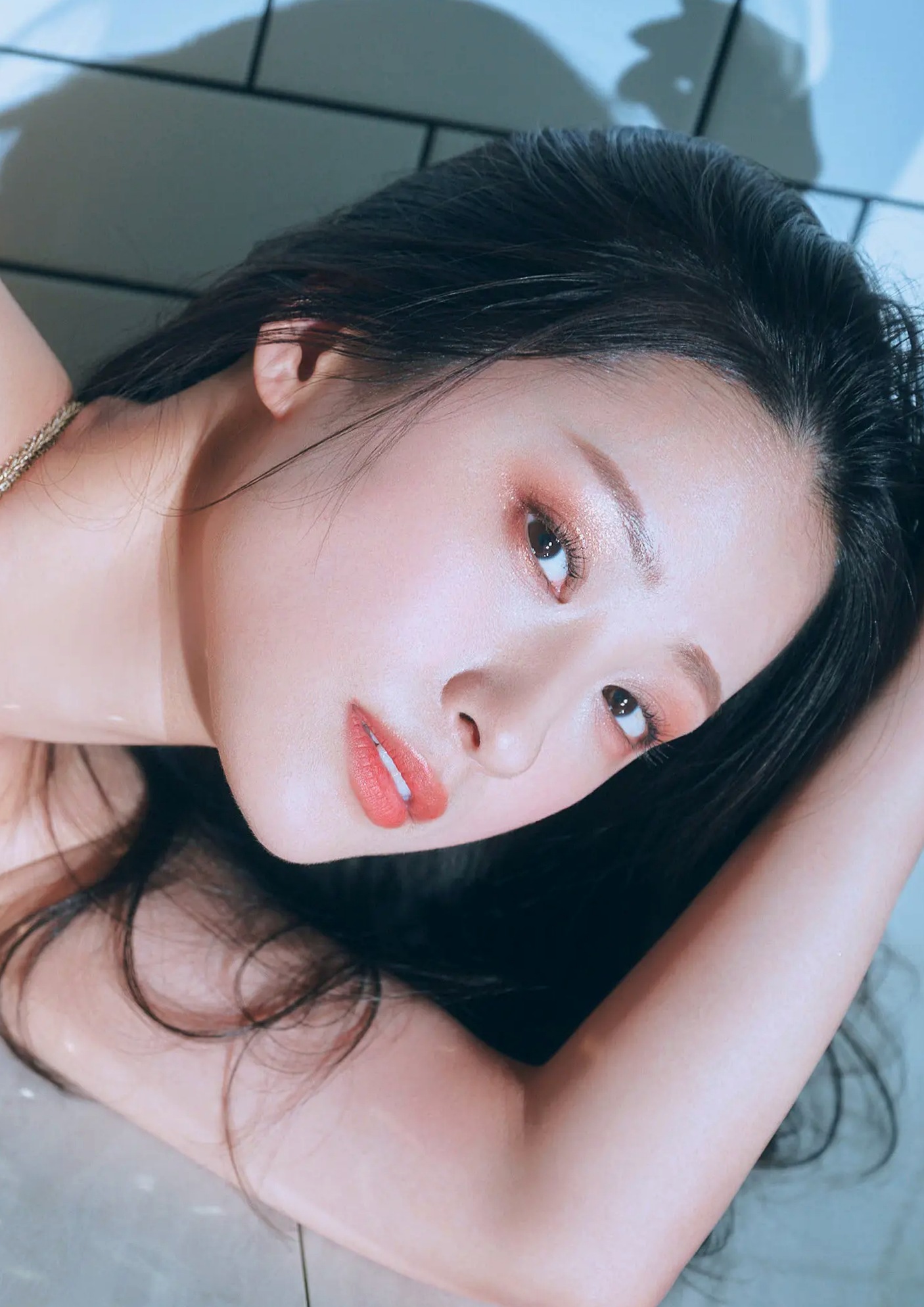 澄田綾乃 - From Twiligh To The Night 红色内衣性感魅惑私房写真 [41P]