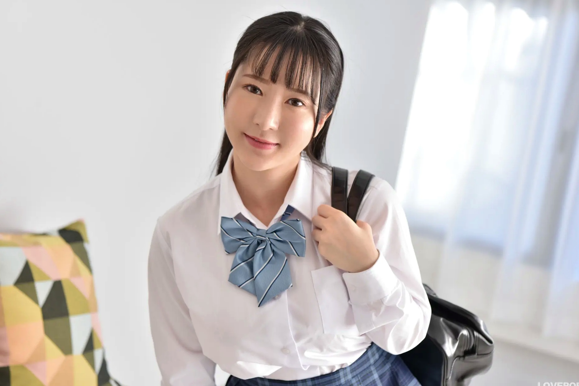 [LOVEPOP] Luna Amemiya 雨宮留菜 Photoset 03 日系JK制服清纯美腿写真 [102P]