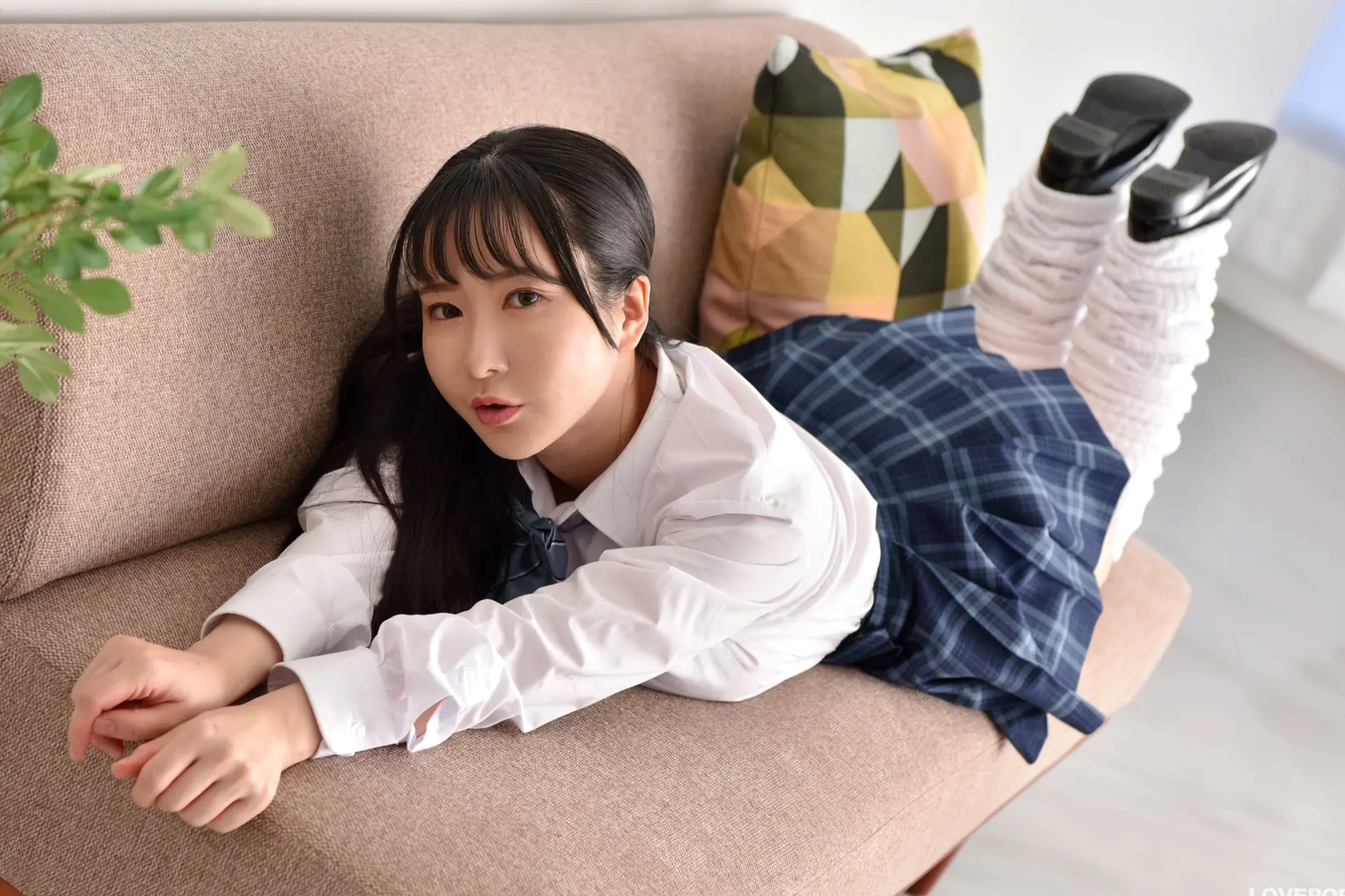 [LOVEPOP] Luna Amemiya 雨宮留菜 Photoset 03 日系JK制服清纯美腿写真 [102P]