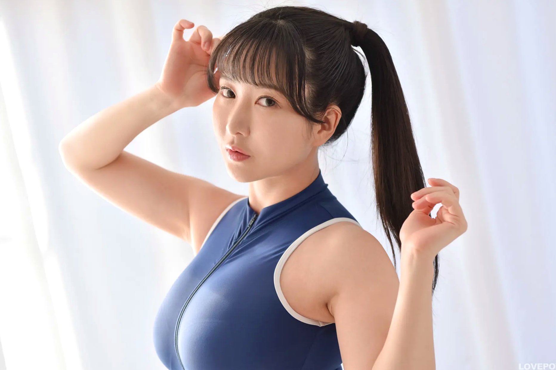 [LOVEPOP] Luna Amemiya 雨宮留菜 Photoset 01 [104P] 蓝色竞技泳衣性感私房写真