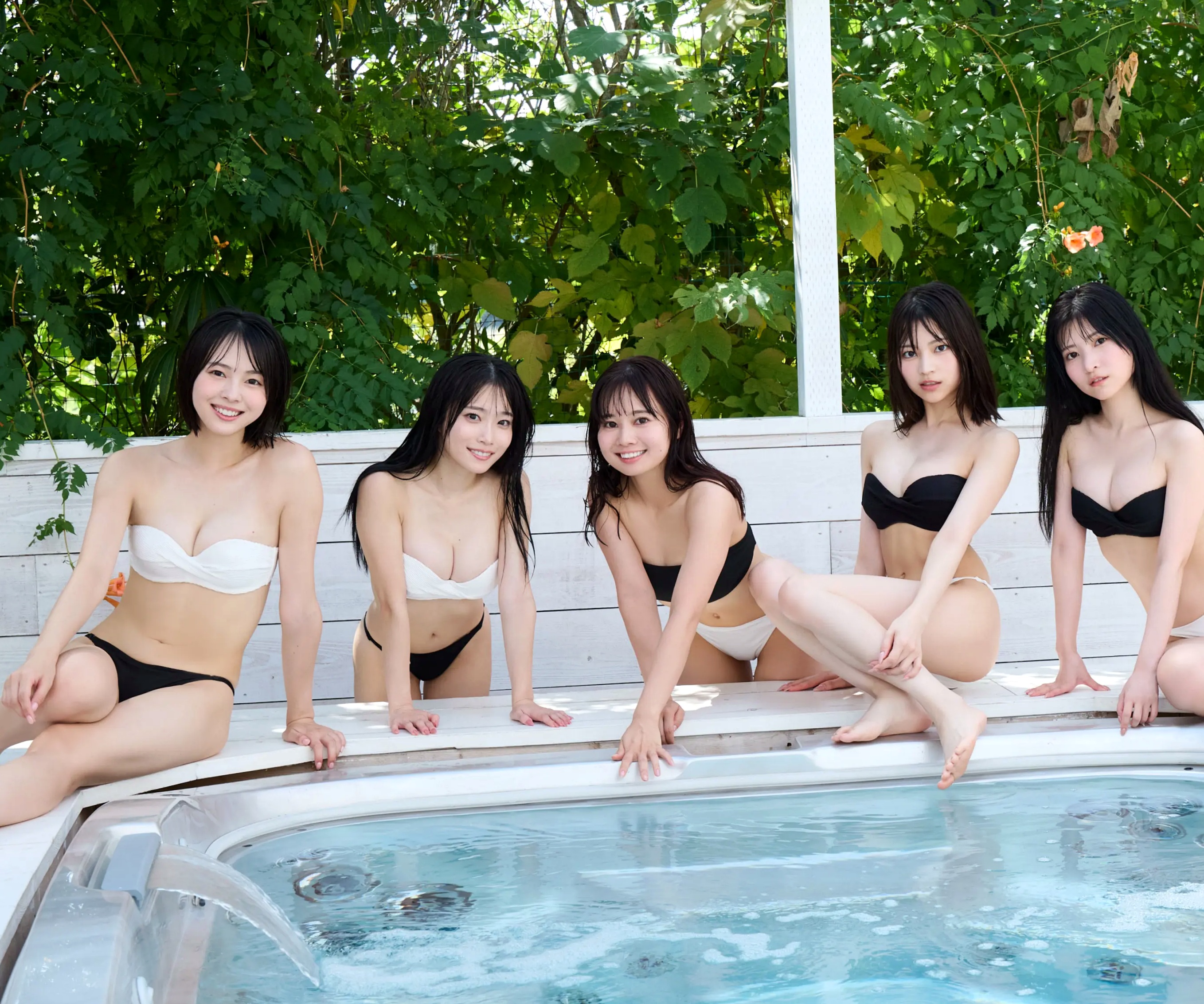 宇咲x神南りなx近藤沙瑛子x岸みゆx小鳥遊るい - 永遠に向かって 日系美少女清新私房比基尼性感写真 [87P]