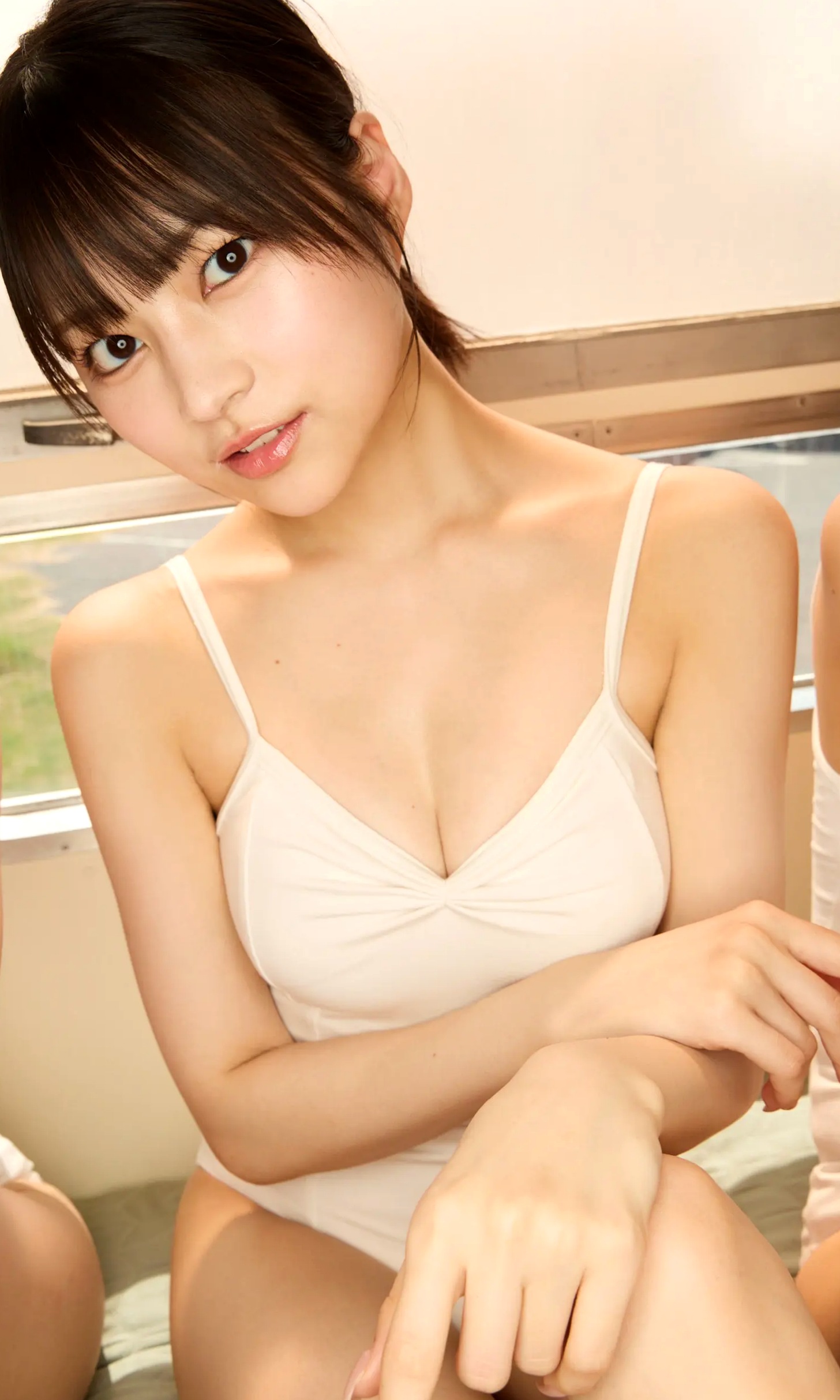 宇咲x神南りなx近藤沙瑛子x岸みゆx小鳥遊るい - 永遠に向かって 日系美少女清新私房比基尼性感写真 [87P]