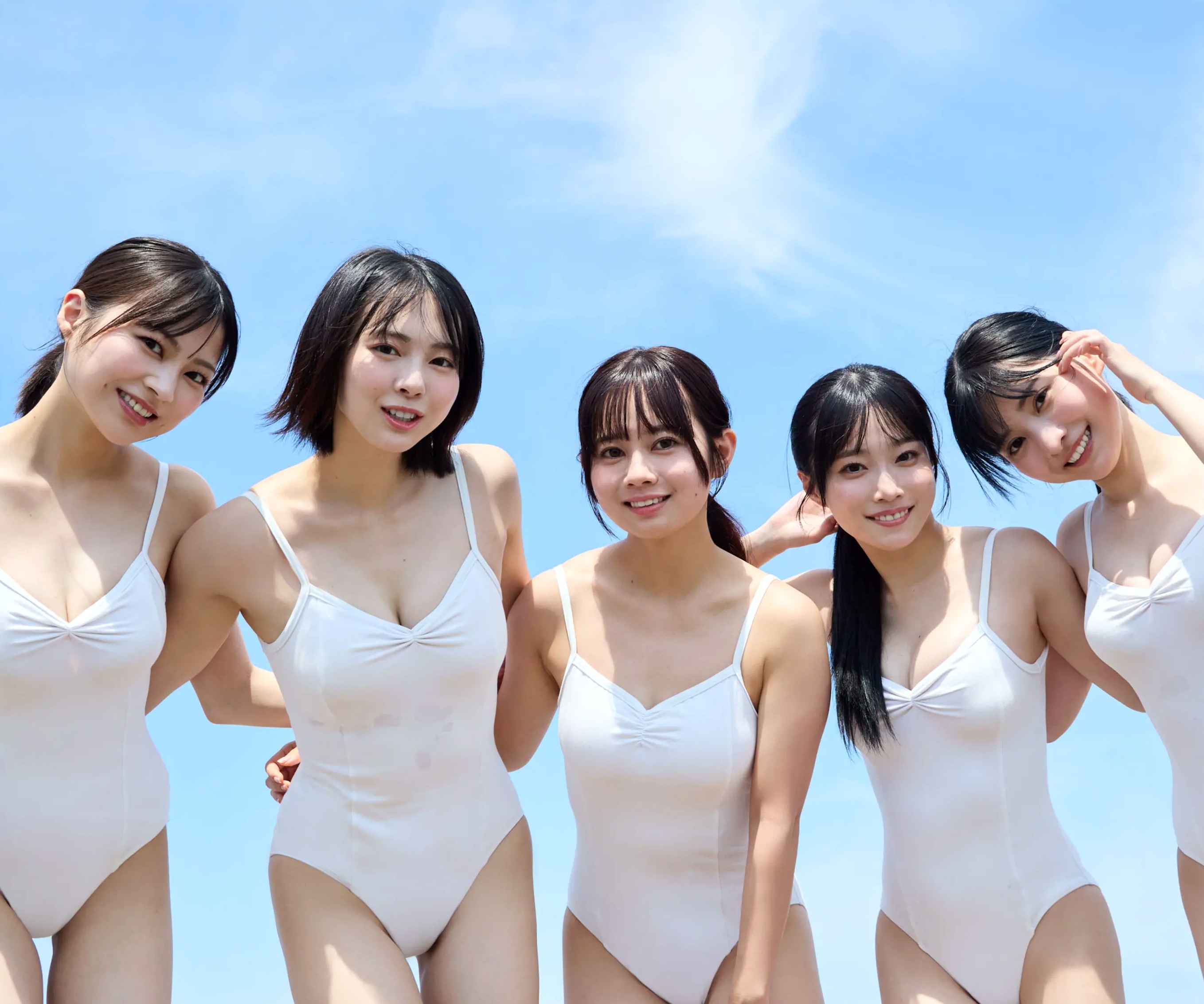宇咲x神南りなx近藤沙瑛子x岸みゆx小鳥遊るい - 永遠に向かって 日系美少女清新私房比基尼性感写真 [87P]