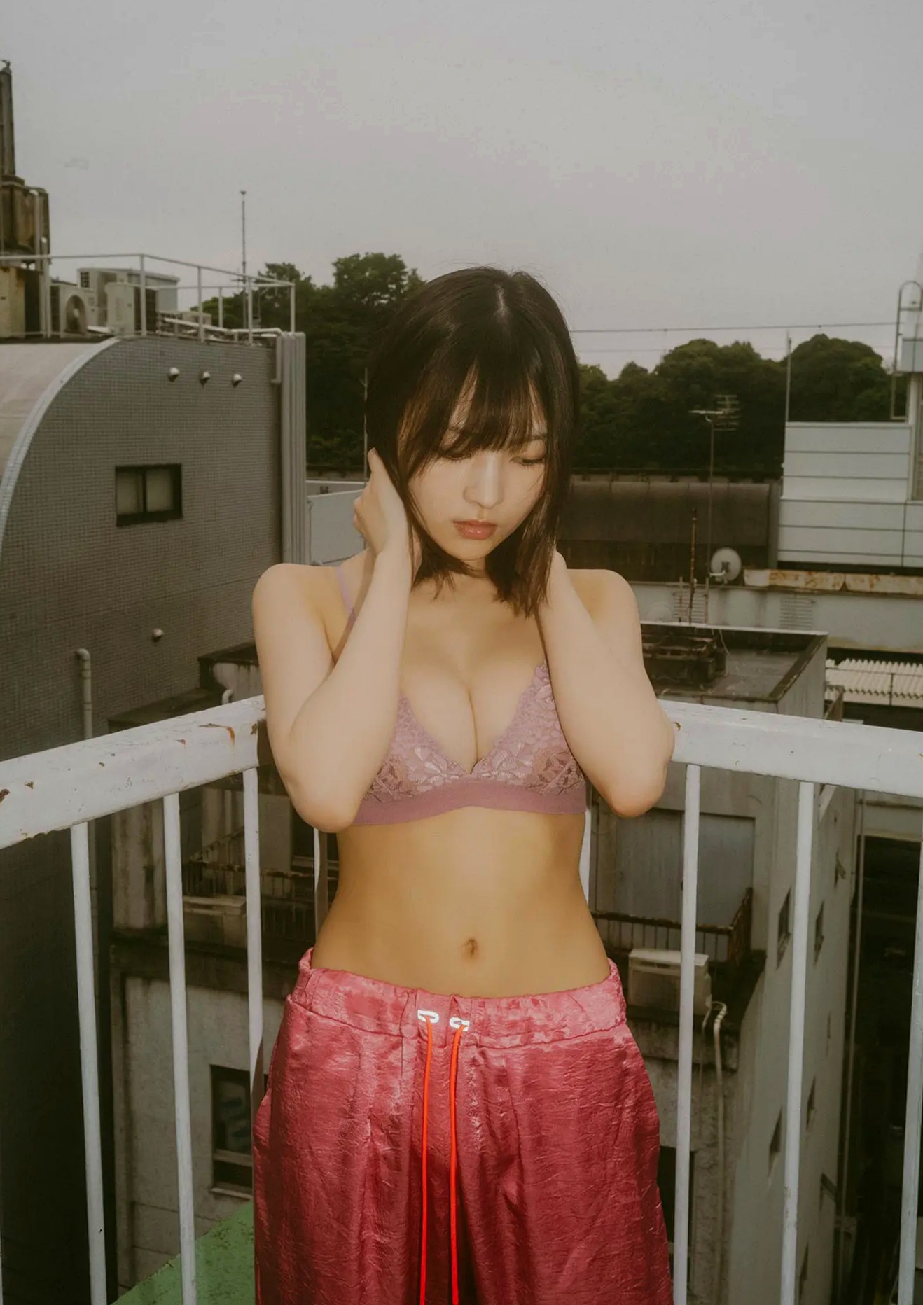 宇咲 - KEEP ON EYES [47P] 日本性感内衣比基尼复古私房写真