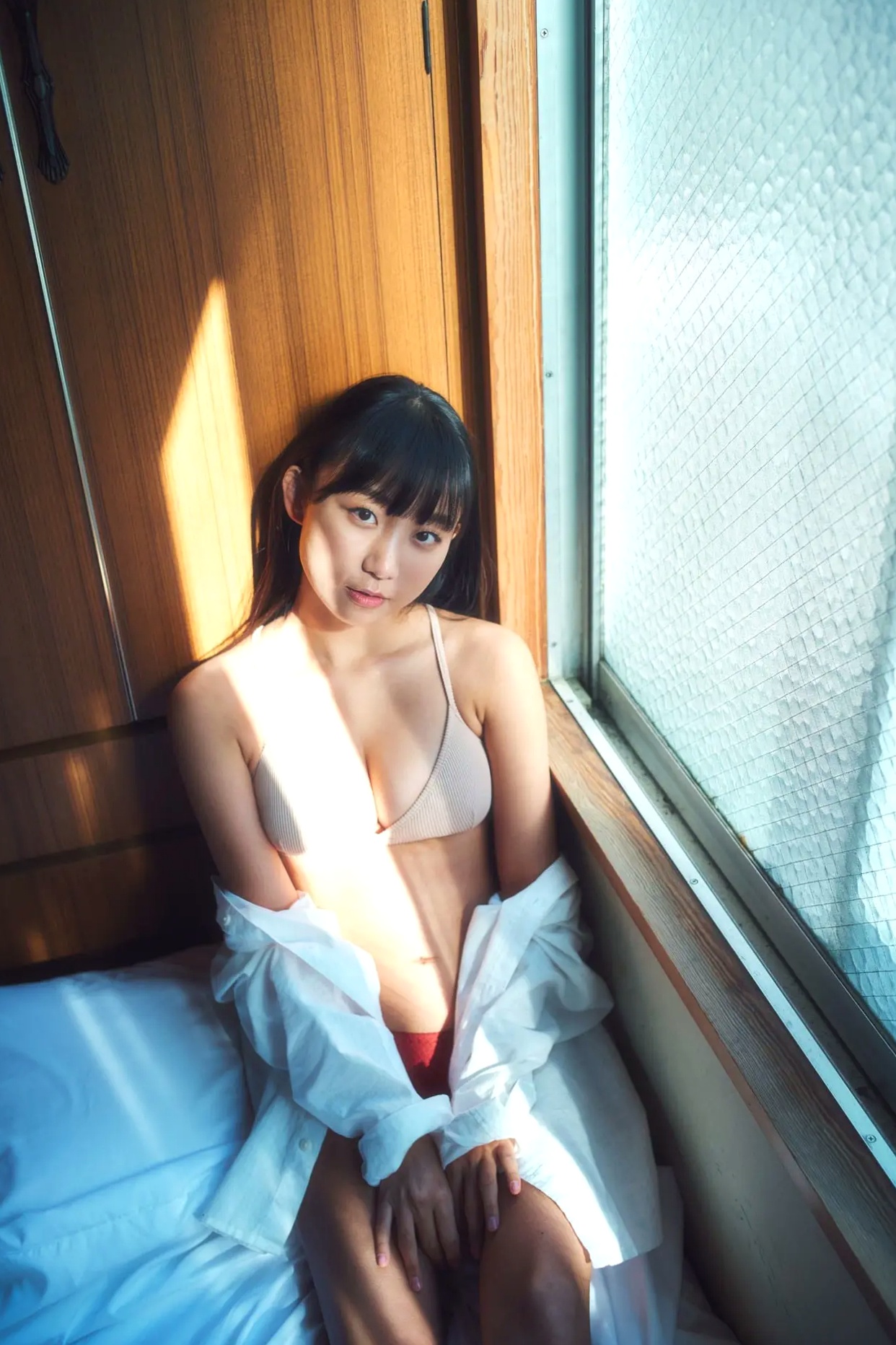 ピョ・ウンジ(朴恩智) - 换装大姐姐 韩国童颜巨乳女神浴室淋浴湿身性感比基尼写真 [53P]