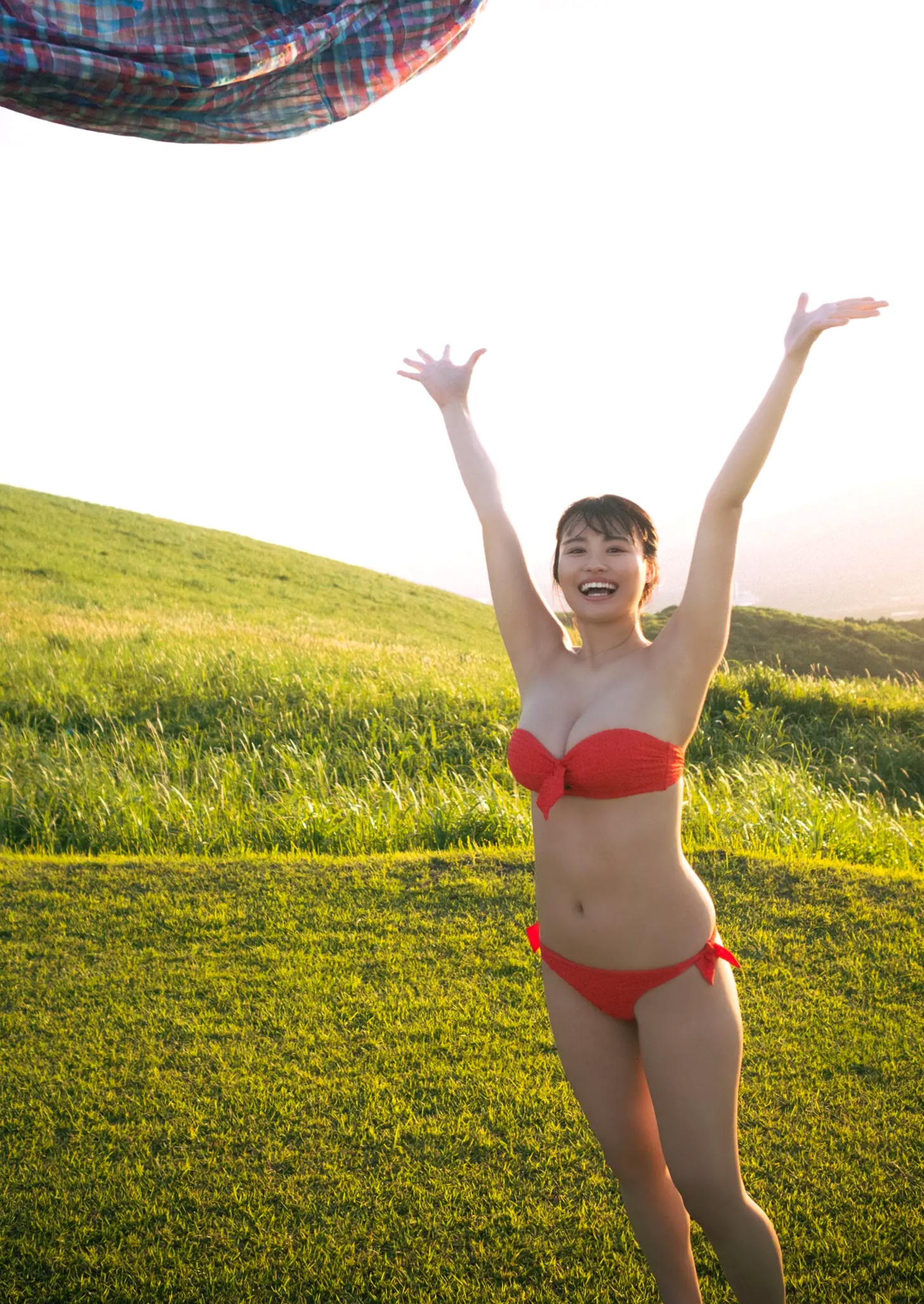 豊島心桜 - 愛でる [54P] 日本女星海边沙滩比基尼性感写真