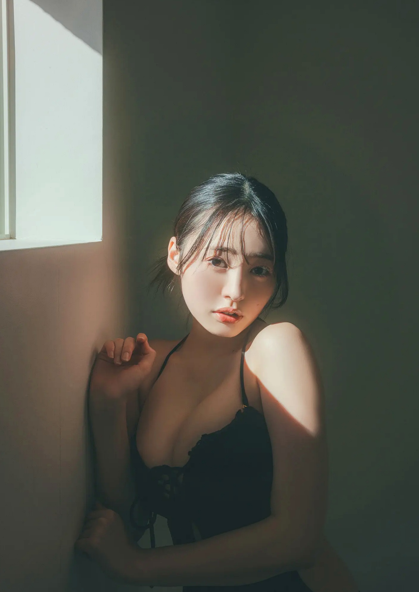 白濱美兎 - White Muse 日系清纯内衣与浴室私房写真 [40P]