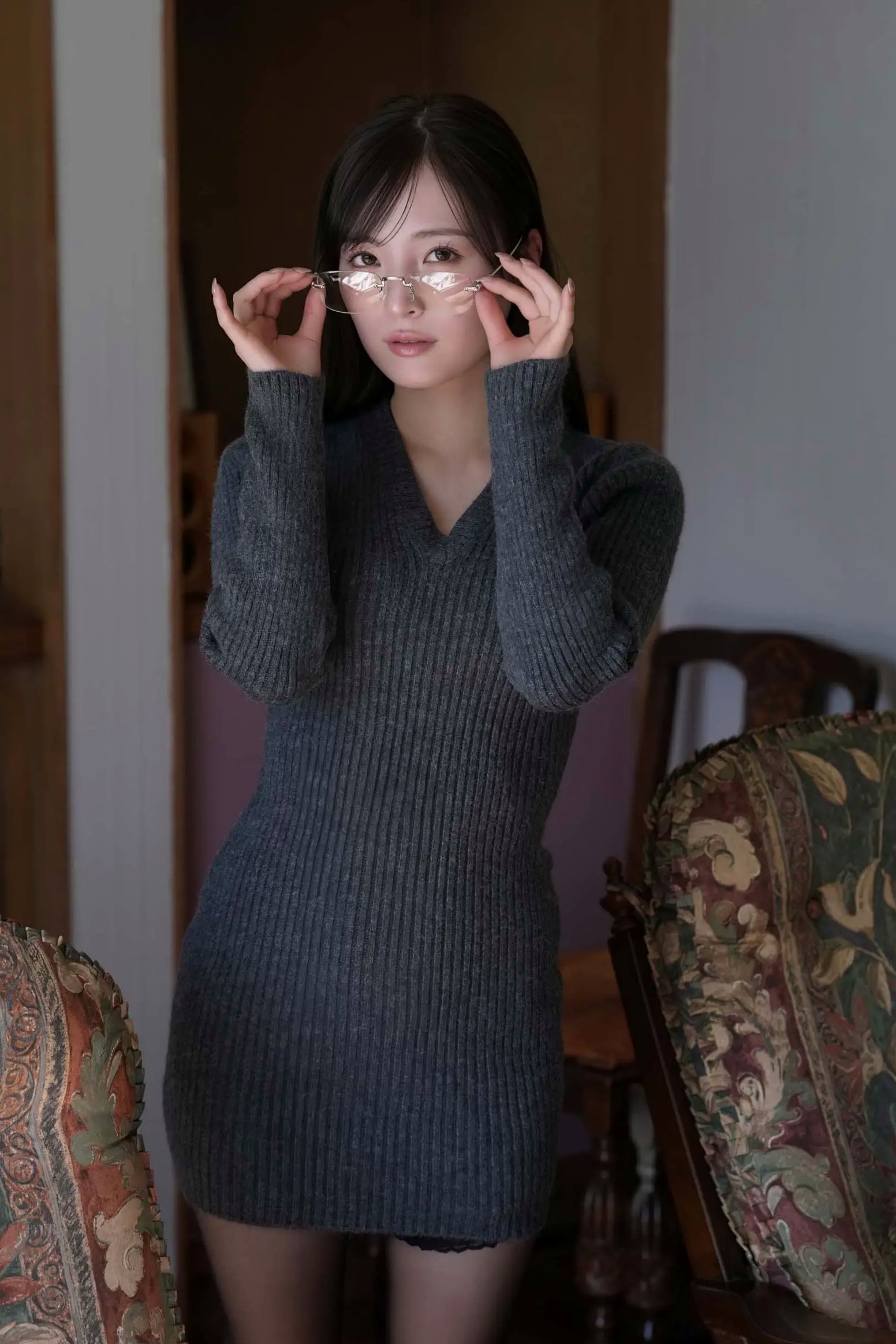由良ゆら《片想いはゆらゆらゆら》室内性感内衣与黑丝家居私房写真 [37P]