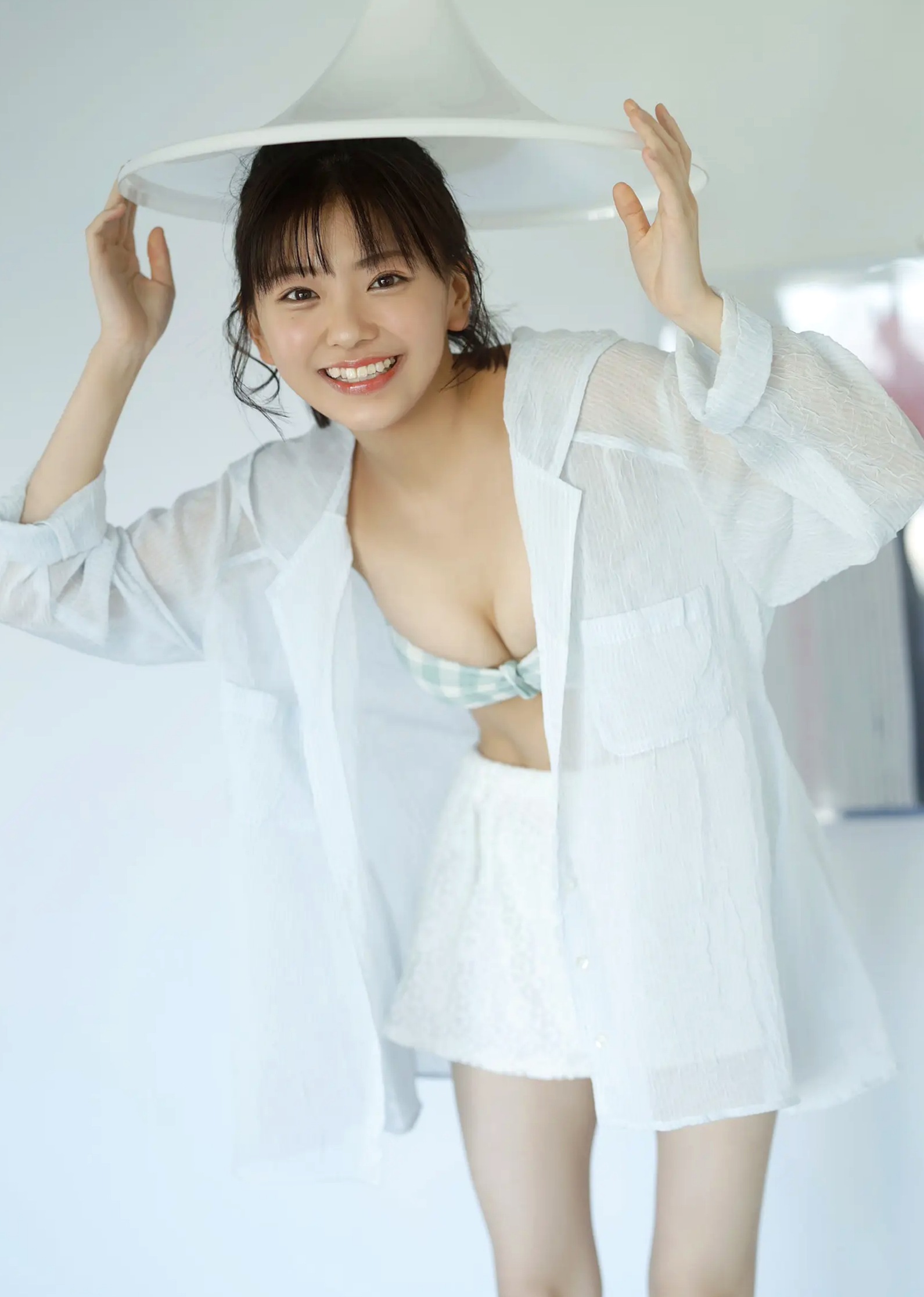 大熊杏優 - 阳光家居白色比基尼清纯性感写真[53P]