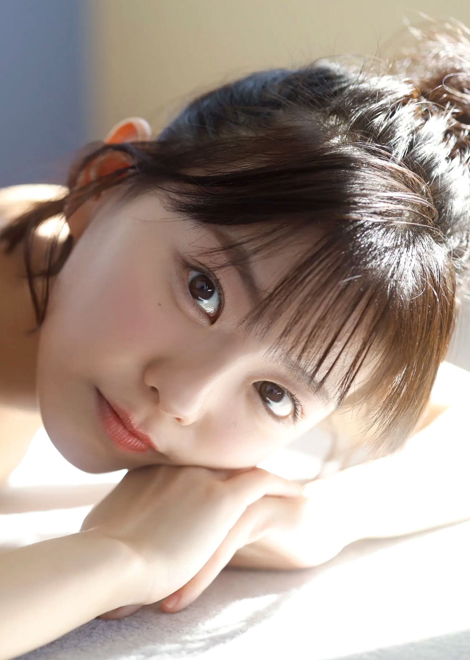 大熊杏優 - 阳光家居白色比基尼清纯性感写真[53P]