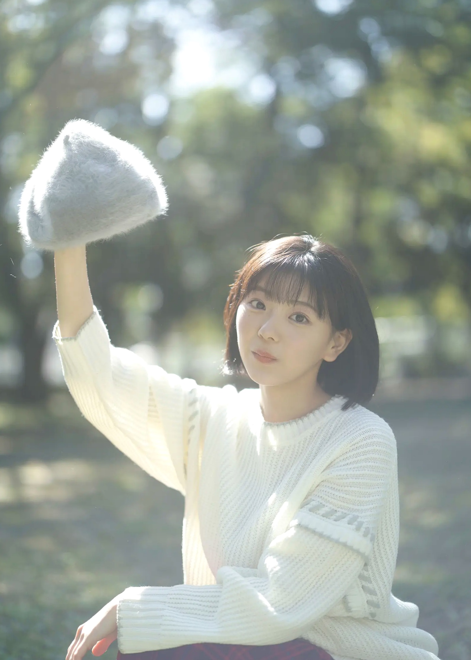 大熊杏優 - 阳光家居白色比基尼清纯性感写真[53P]