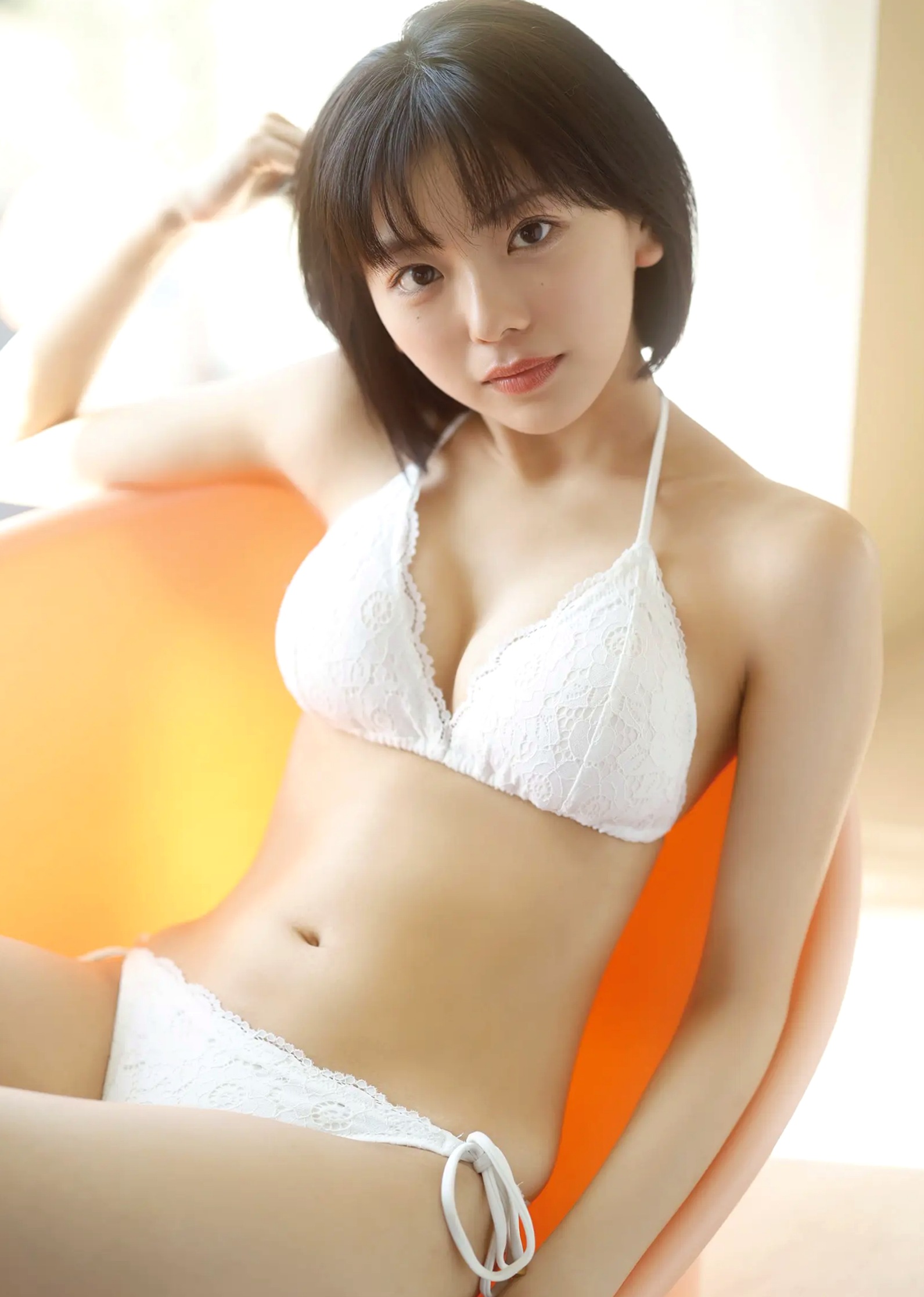 大熊杏優 - 阳光家居白色比基尼清纯性感写真[53P]
