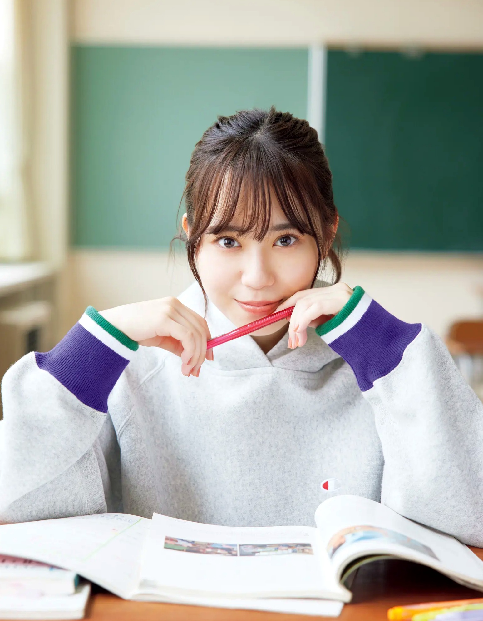 Gallery - 伊達さゆり写真集《あしあと》：清纯治愈系家居与沙滩戏水写真 [109P]日本清新治愈系家居沙滩 女神私房照_秀色女神 - image 7