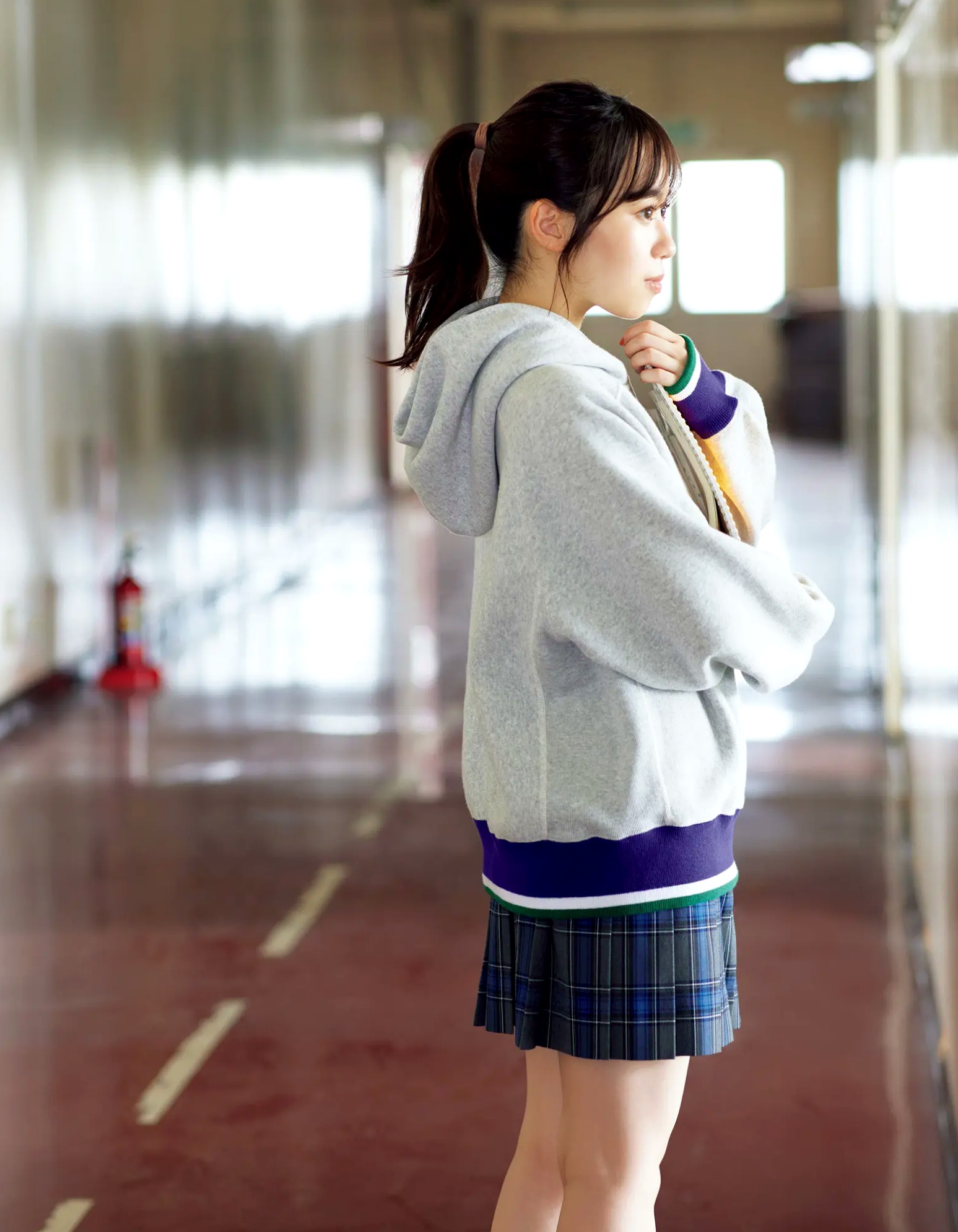 Gallery - 伊達さゆり写真集《あしあと》：清纯治愈系家居与沙滩戏水写真 [109P]日本清新治愈系家居沙滩 女神私房照_秀色女神 - image 9