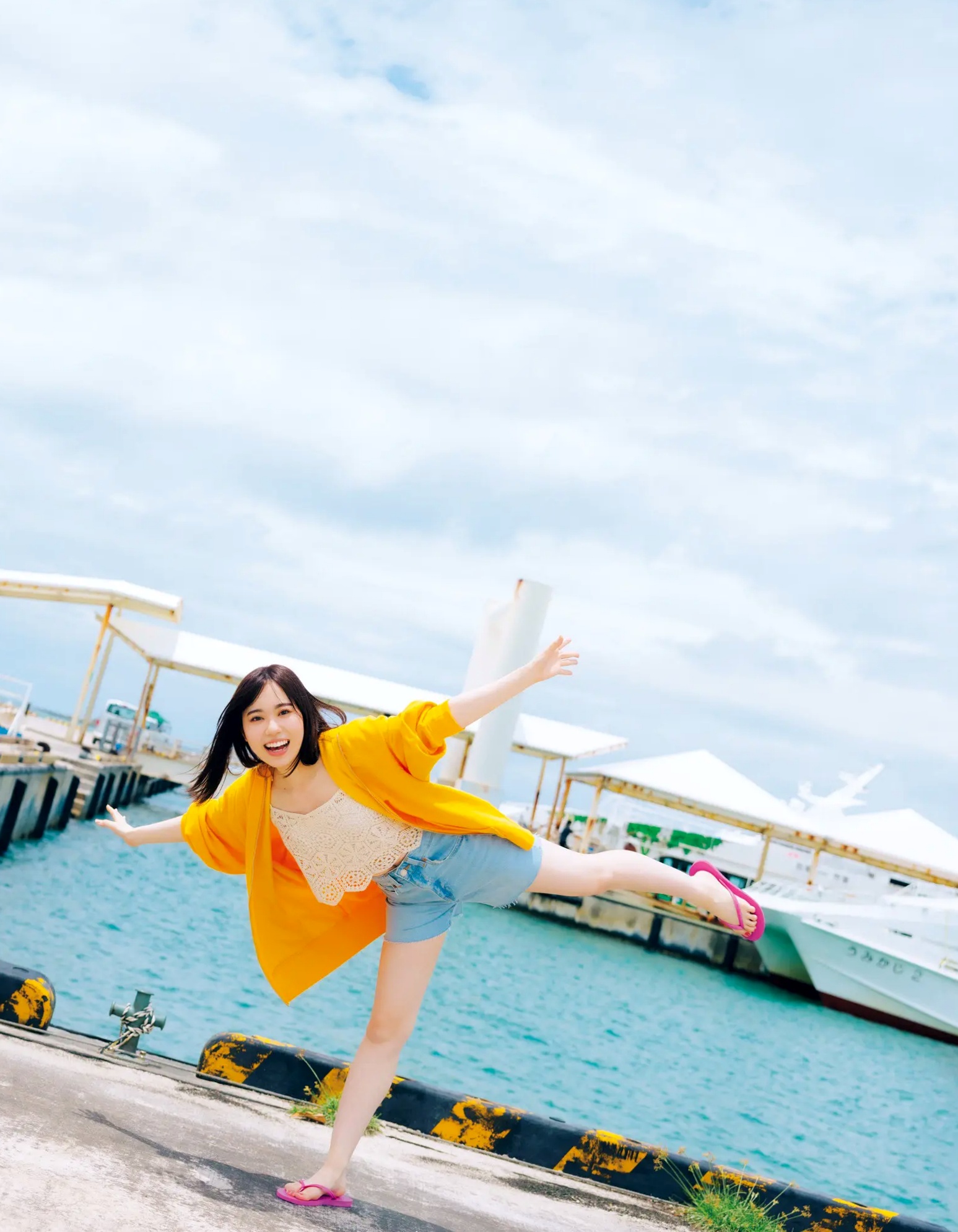 Gallery - 伊達さゆり写真集《あしあと》：清纯治愈系家居与沙滩戏水写真 [109P]日本清新治愈系家居沙滩 女神私房照_秀色女神 - image 52