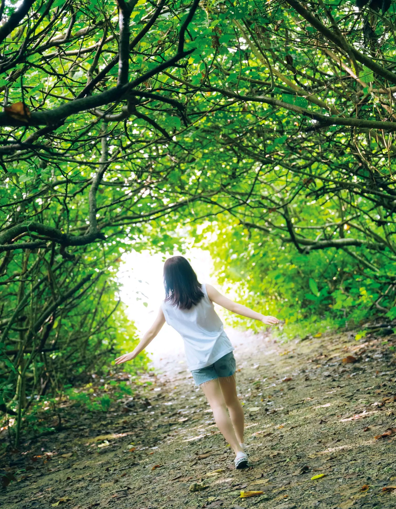 Gallery - 伊達さゆり写真集《あしあと》：清纯治愈系家居与沙滩戏水写真 [109P]日本清新治愈系家居沙滩 女神私房照_秀色女神 - image 71
