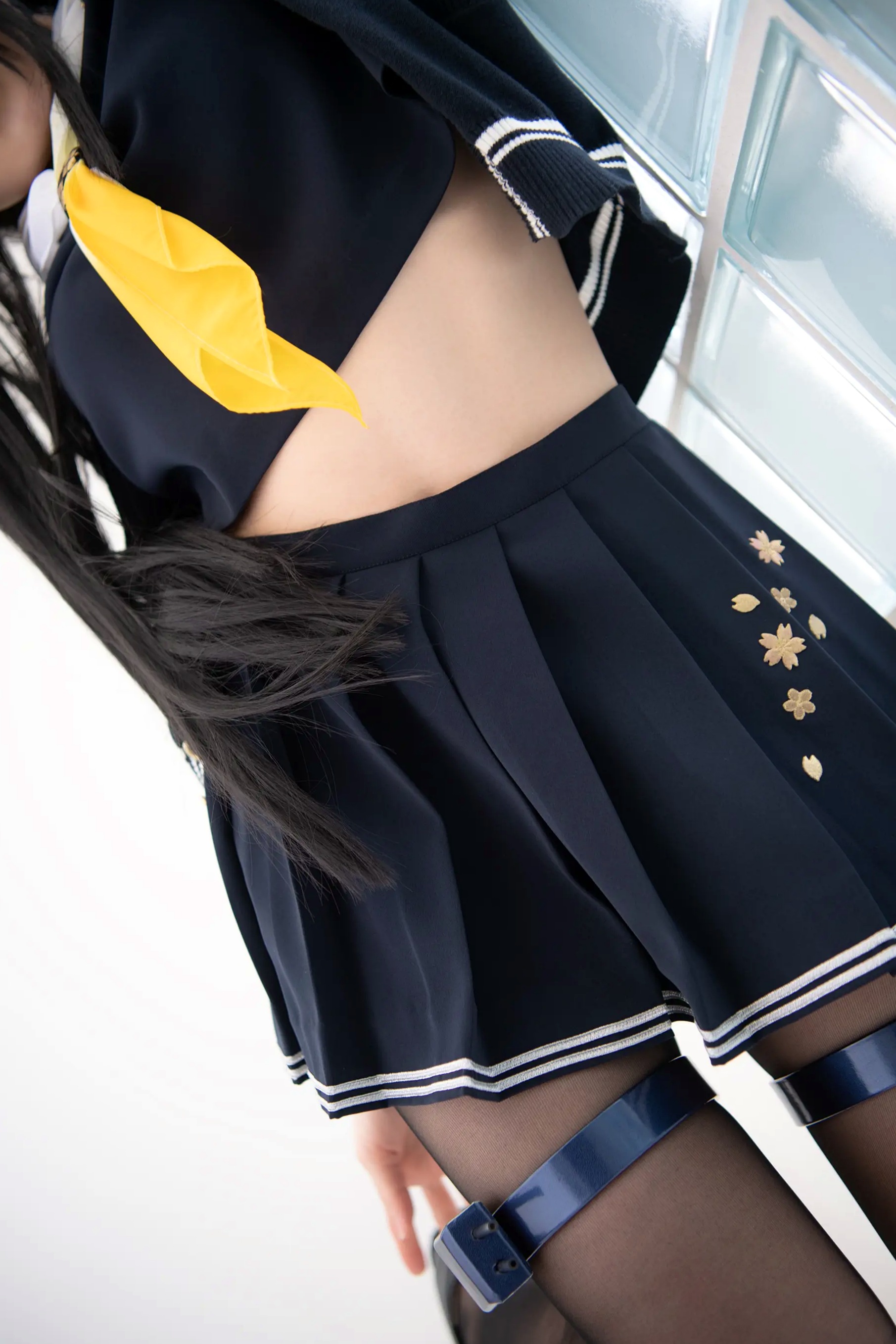 (Cosplay) Sakurai 尊みを感じて桜井 - 本日着任、能代战力强化请求 碧蓝航线能代黑丝制服COS [186P]